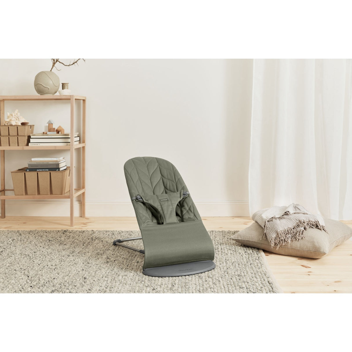 BabyBjörn Dark Green Skråstol Bliss - Vævet, Blomsterbladsquilt