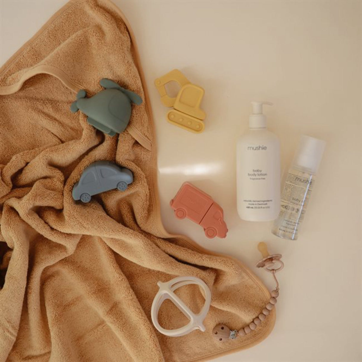 Mushie Vehicles Bath Play Sett - 4 Pack