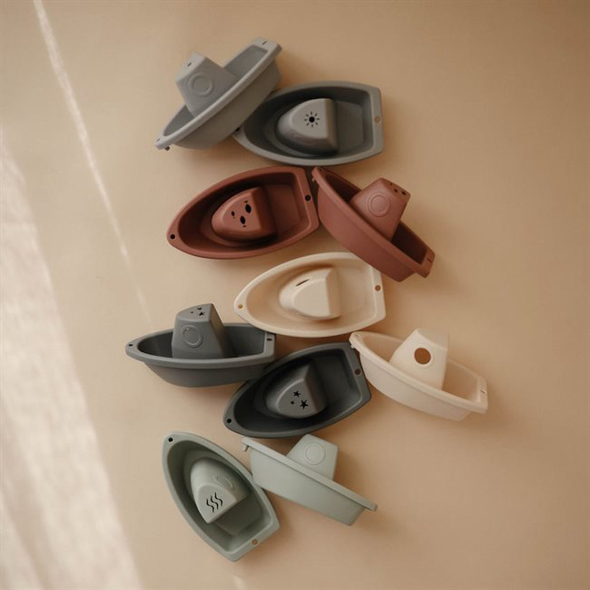 Mushie Original Bath Boats