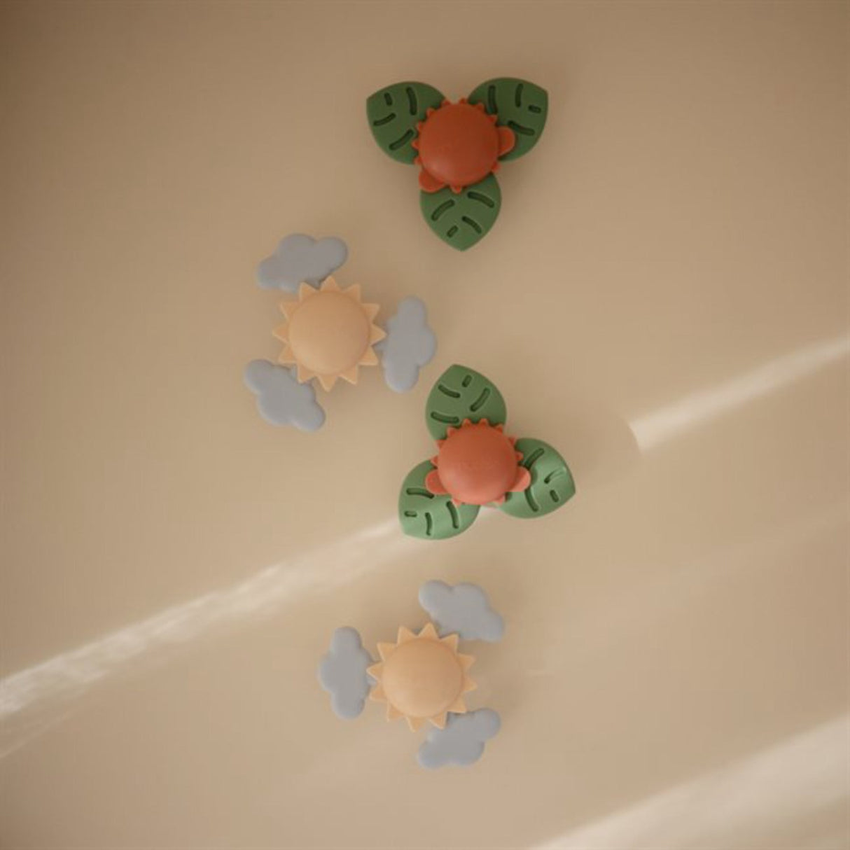 Mushie Sunshine Suction Spinner Leksak