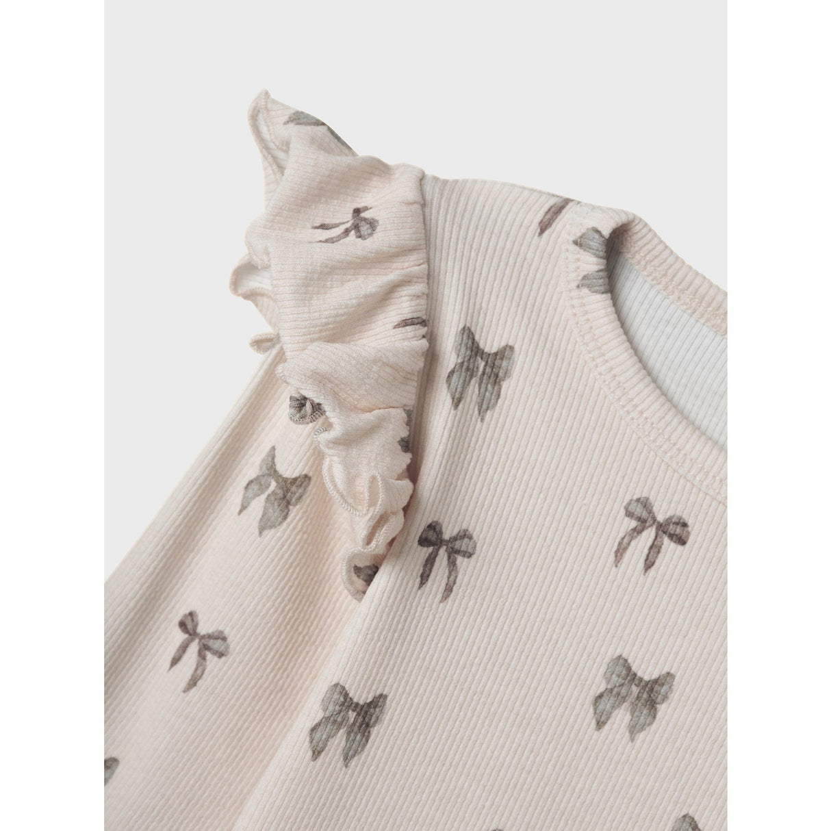 Lil'Atelier Silver Peony Bow Nmfgavo Eko Ls Slim Topp Lil Noos