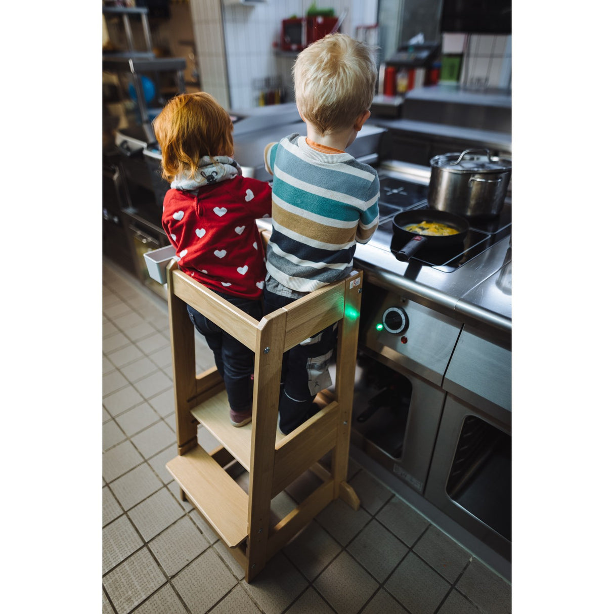 tiSsi® Grey Felix Box I Grå Plast Til Lärande Torn Felix