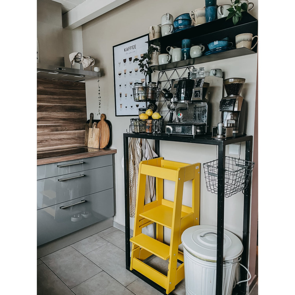 tiSsi® Sun Yellow Laquer Felix Lärande Torn Massiv Bok