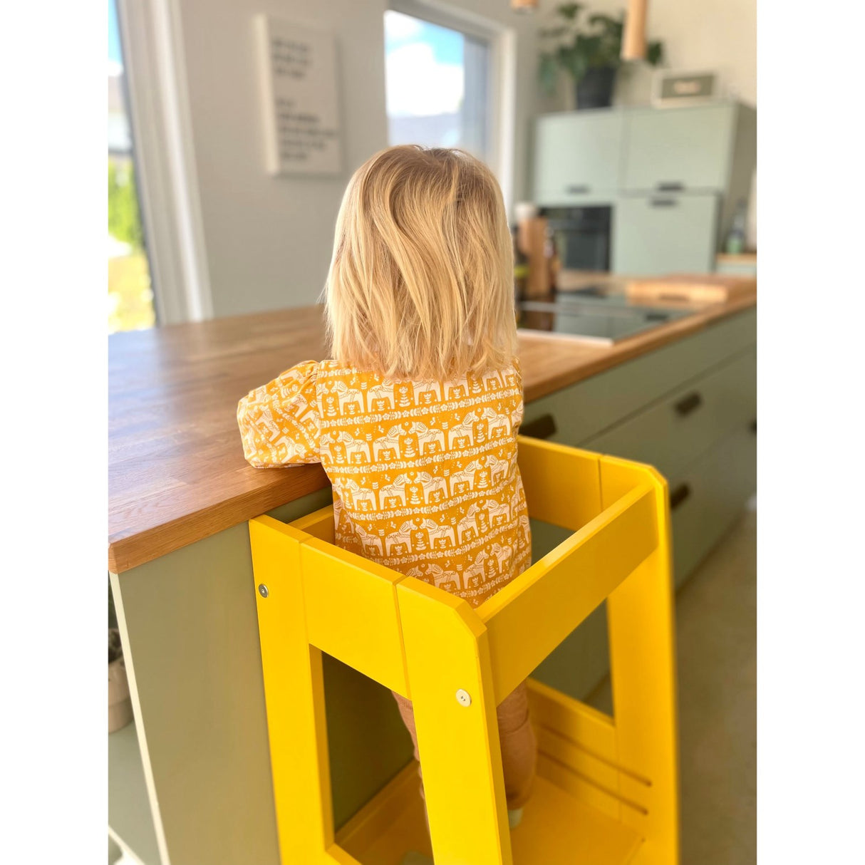 tiSsi® Sun Yellow Laquer Felix Lärande Torn Massiv Bok