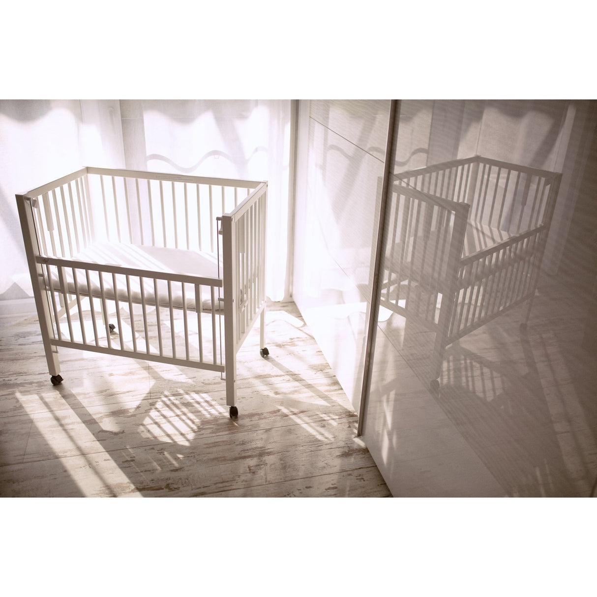 tiSsi® White Laquer Sophie Barneseng Massiv Bok