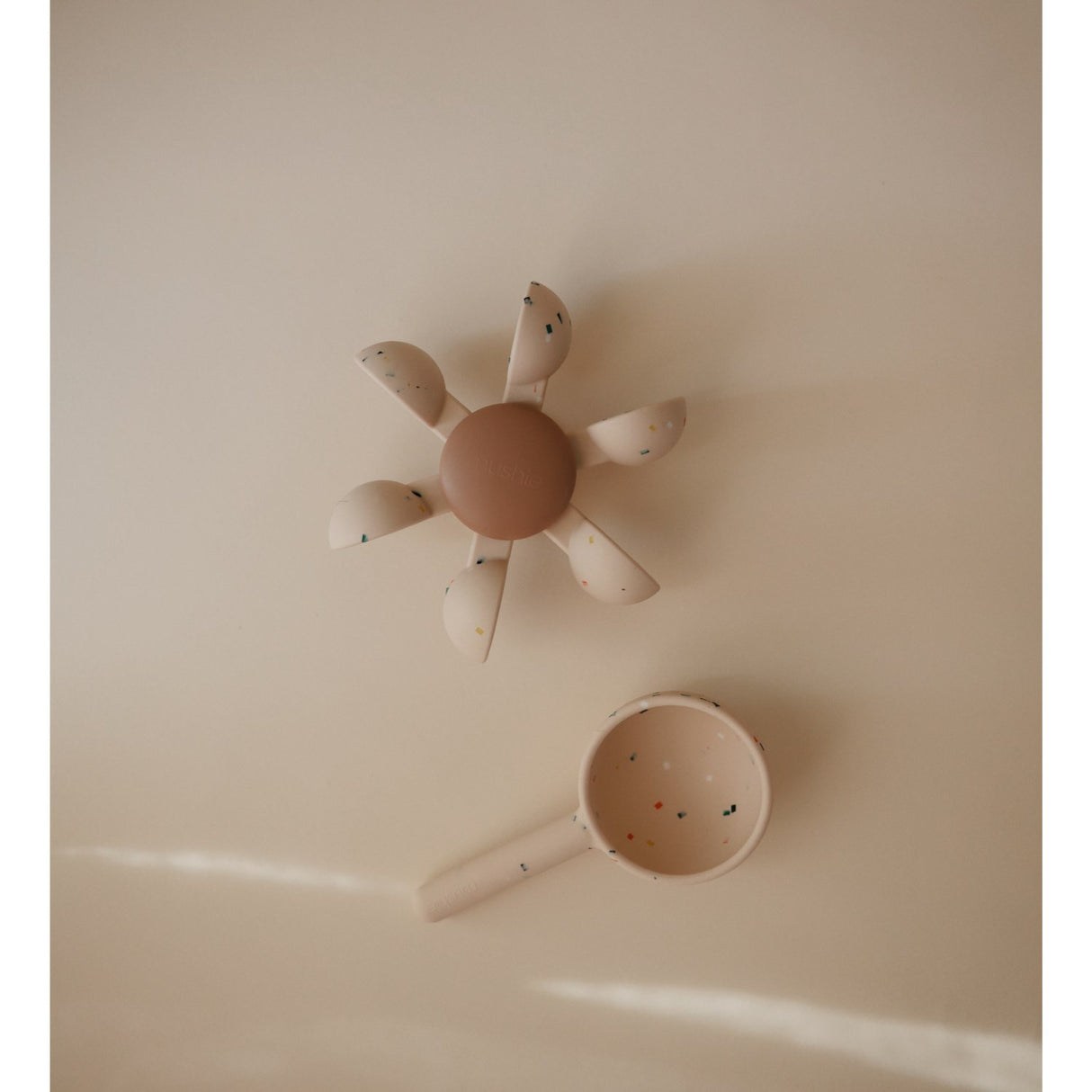 Mushie Water Wheel Bath Leksak