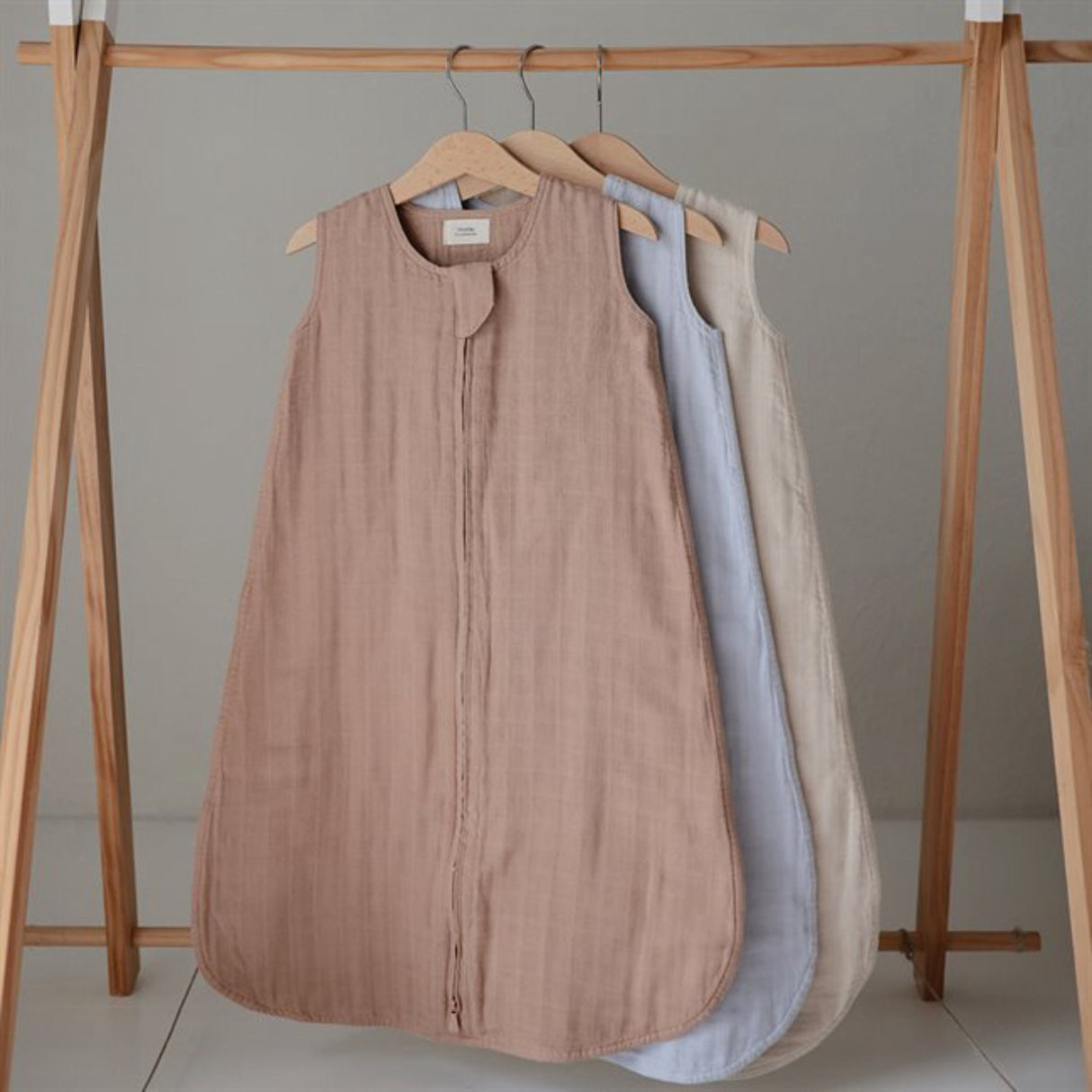 Mushie Fog Muslin Sleep Väska