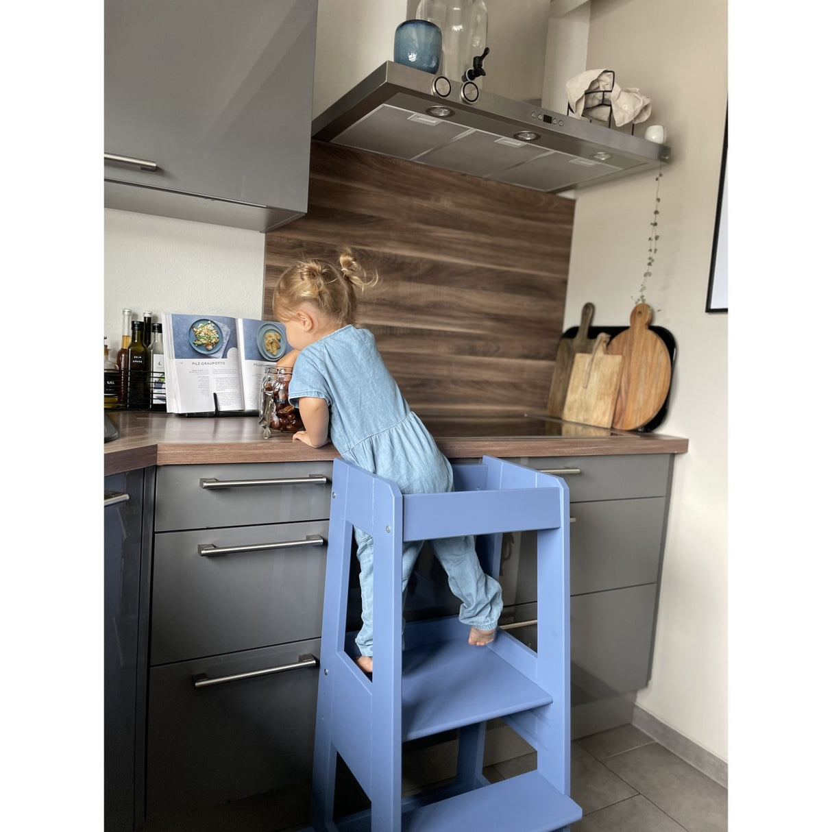 tiSsi® Dove Blue Laquer Felix Lärande Torn Massiv Bok