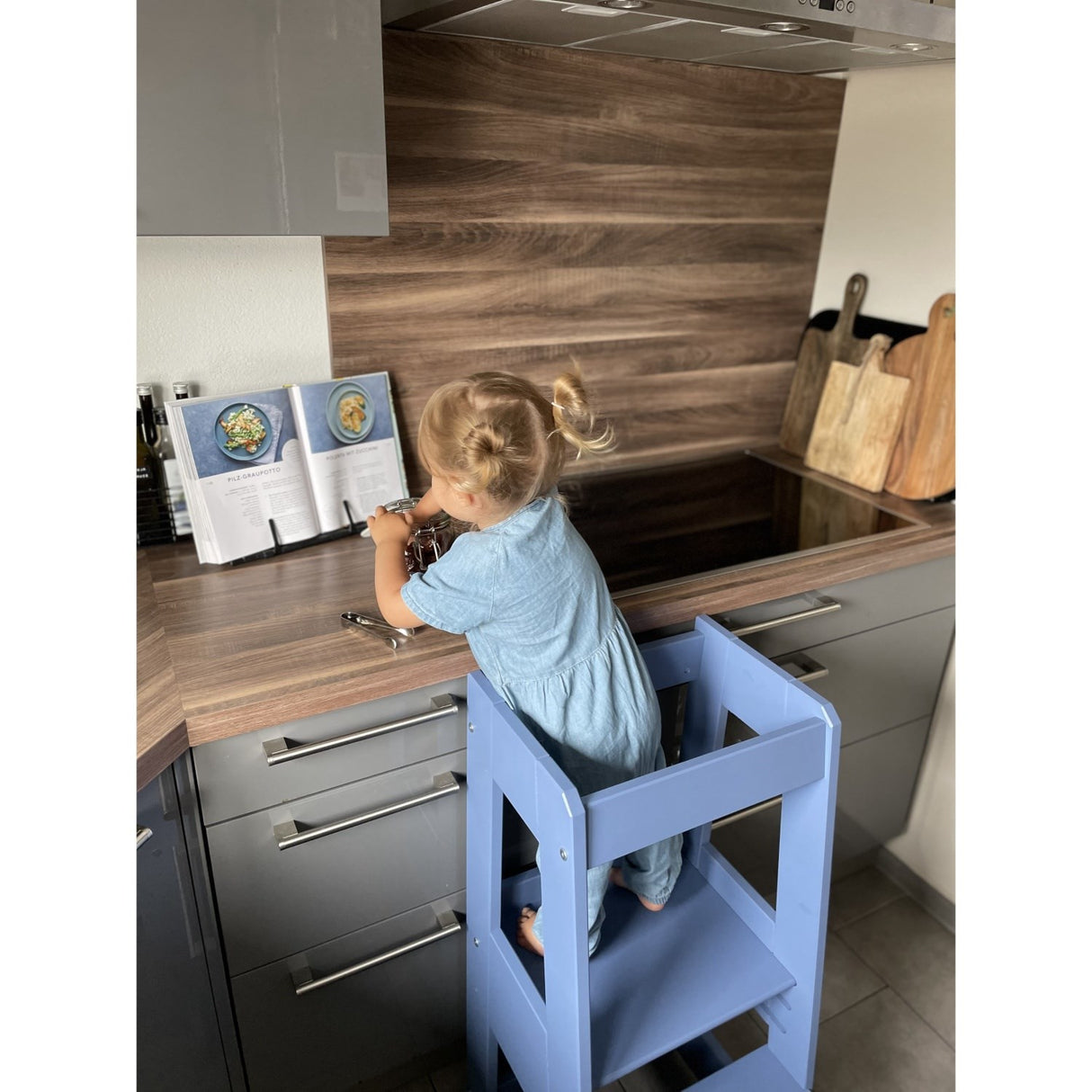 tiSsi® Dove Blue Laquer Felix Lärande Torn Massiv Bok