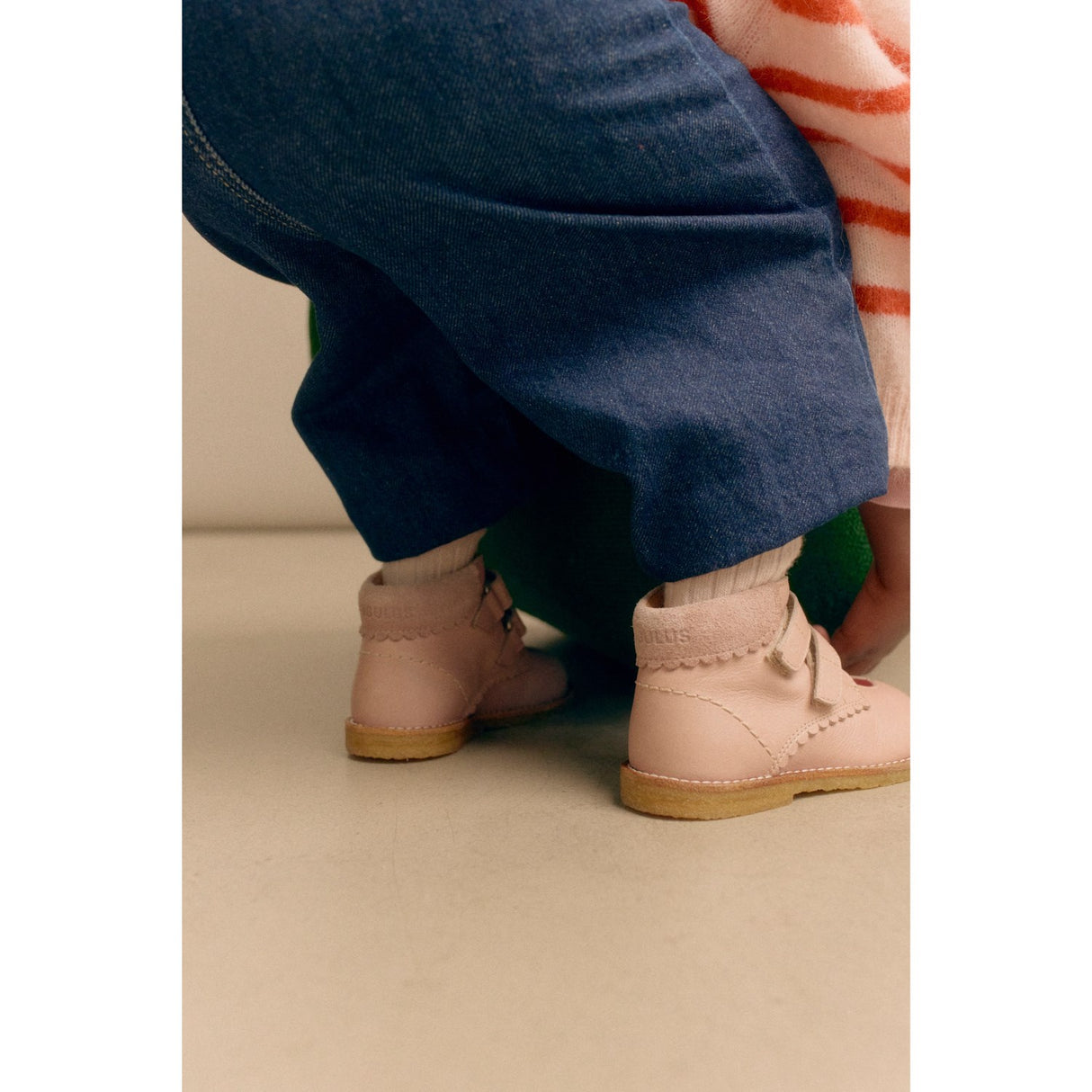 Angulus Rosebud/Berry Nybörjarskor Med Udstanset Kontrasthjerte