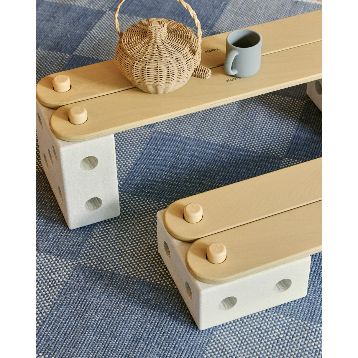 MODU Sand Grey / Honey Yellow Balancebane