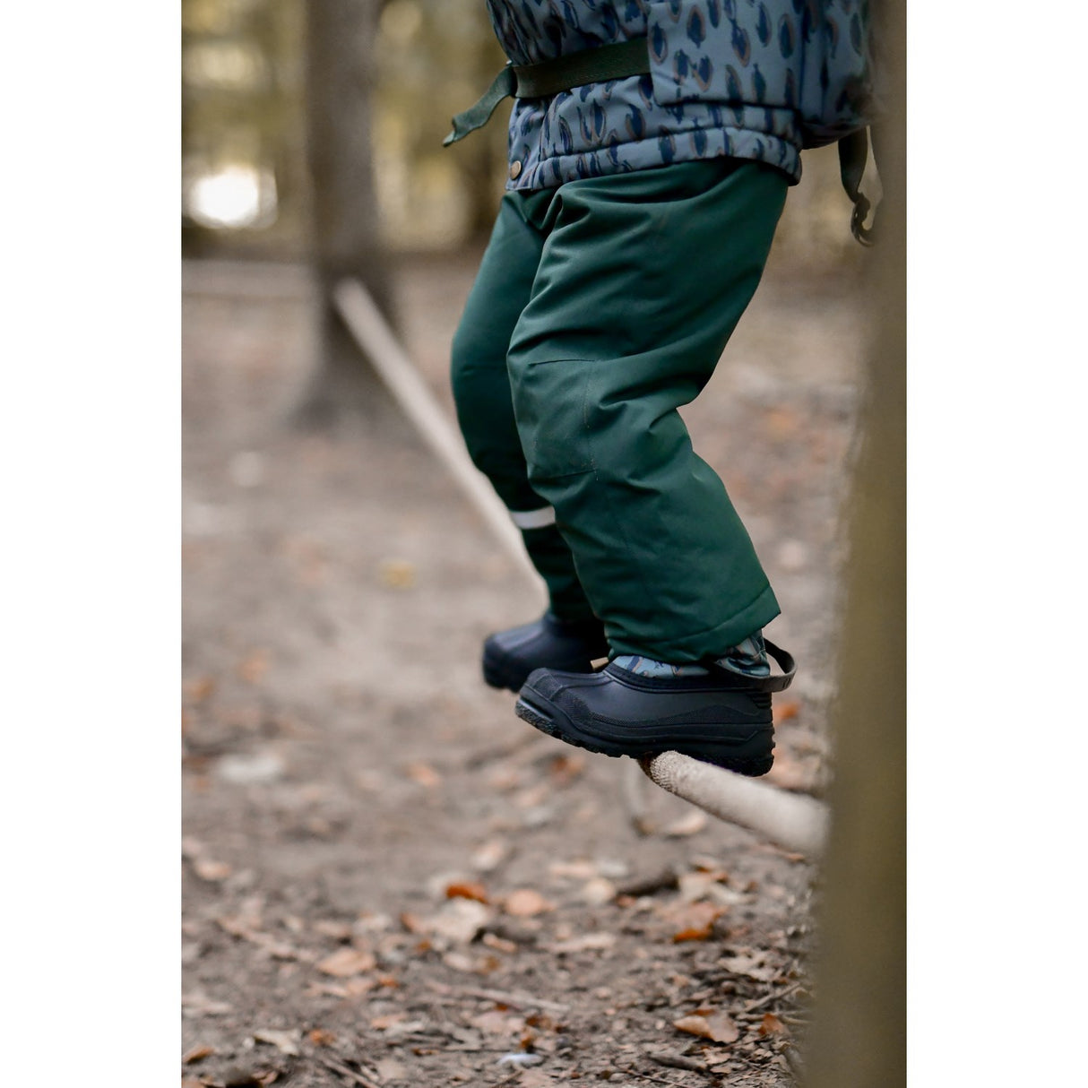 Mikk-Line Darkest Sprouse Uni Snow Pant Solid