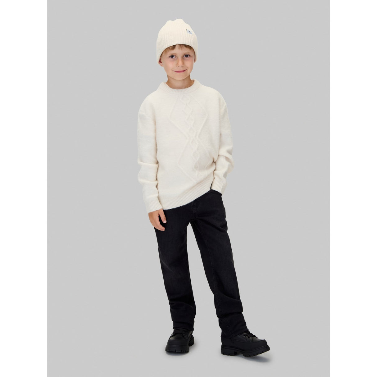 Calvin Klein Whitecap Gray Fluffy Sweater