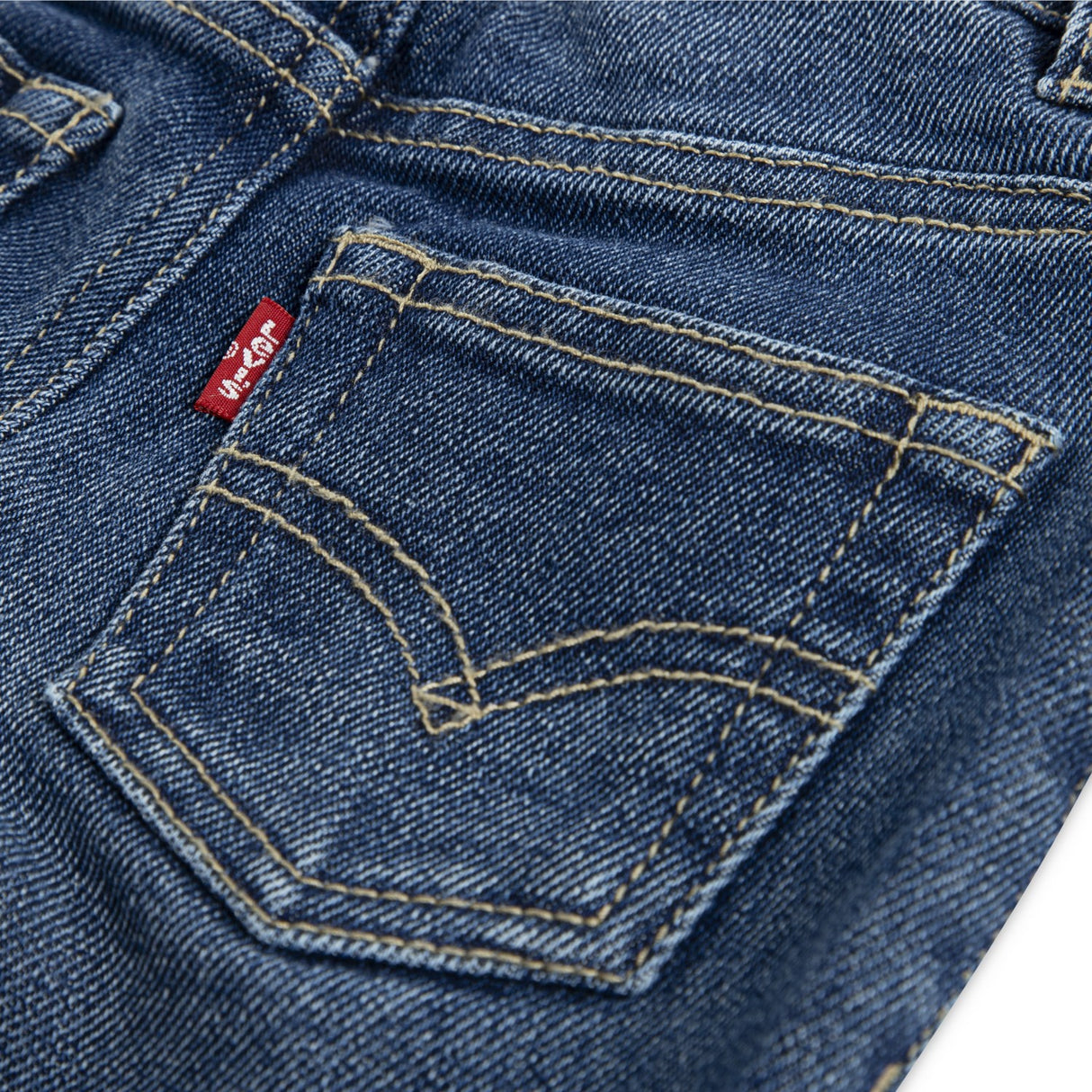 Levi's Bandwagon W/O Destruction Stay Loose Taper Jeans