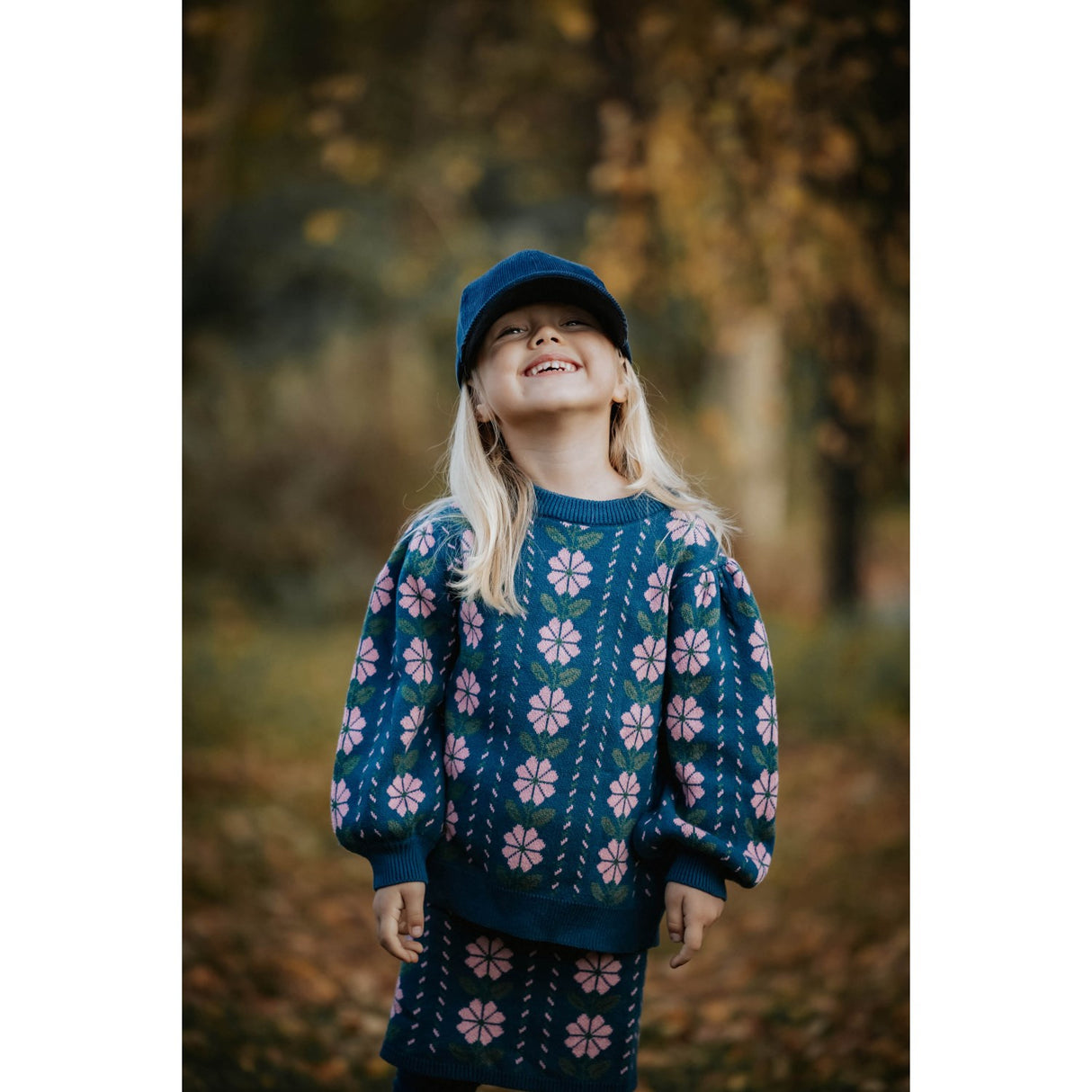 Fliink Insignia Blue Garden Stickad Blus