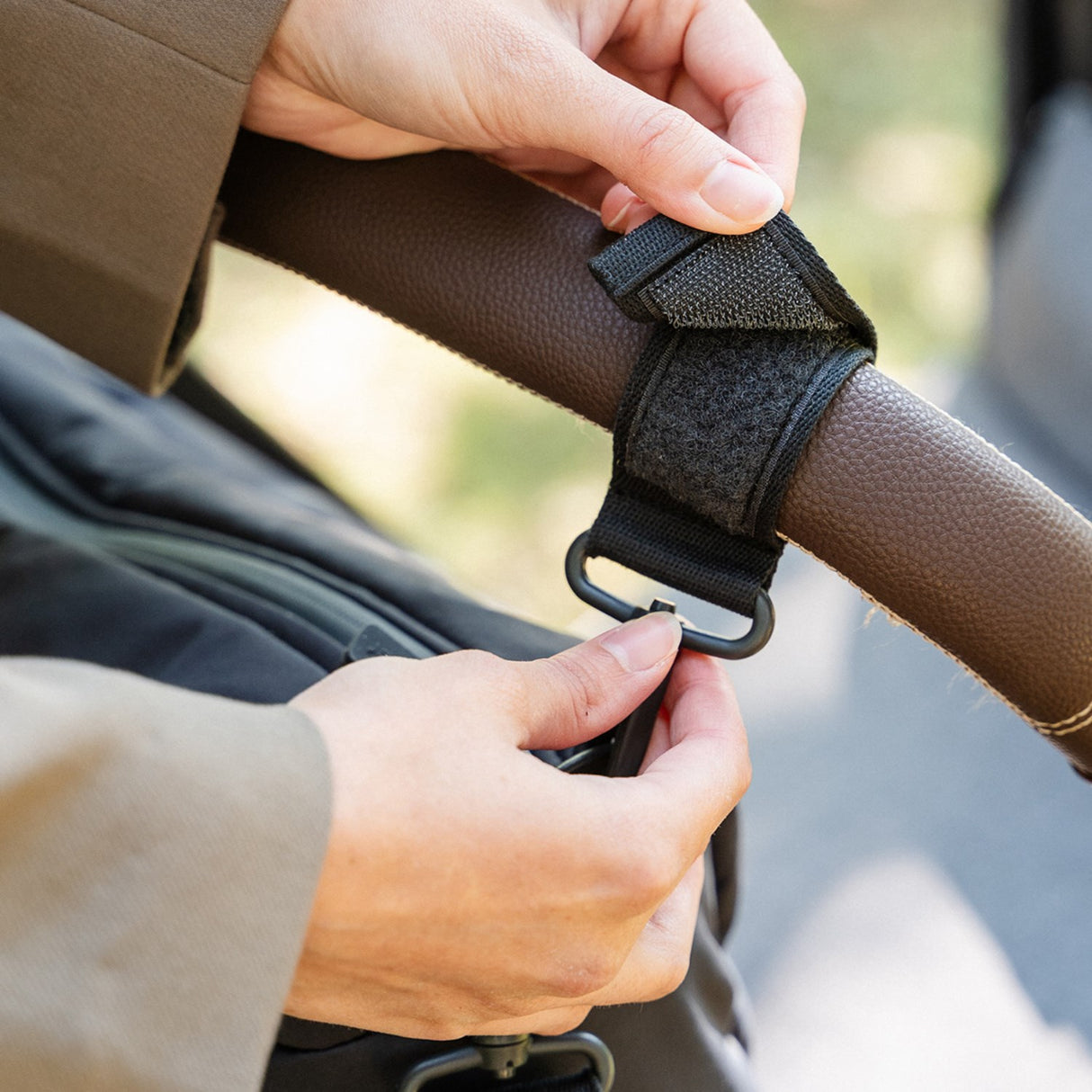 DonebyDeer Black Quiltad Barnevognstaske