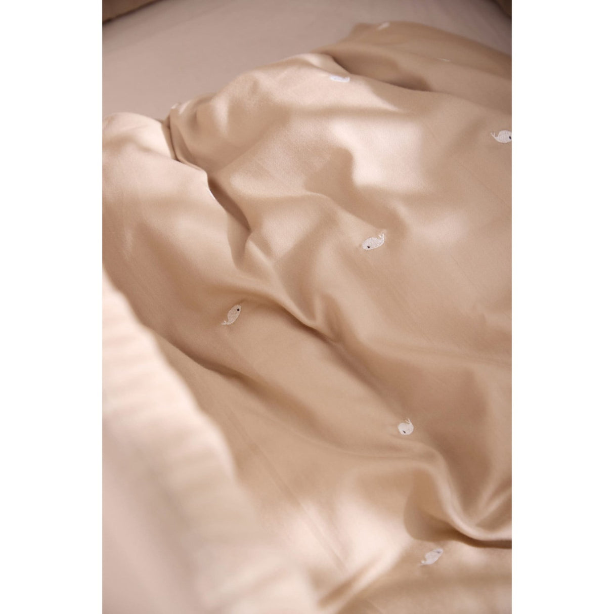 FILIBABBA Warm Grey Säng Linne Gots - Embroidered Christian The Whale