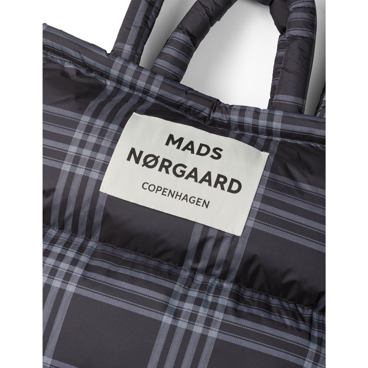 Mads Nørgaard Black/Vanilla Ice Light Ripstop Kudde Aop Väska