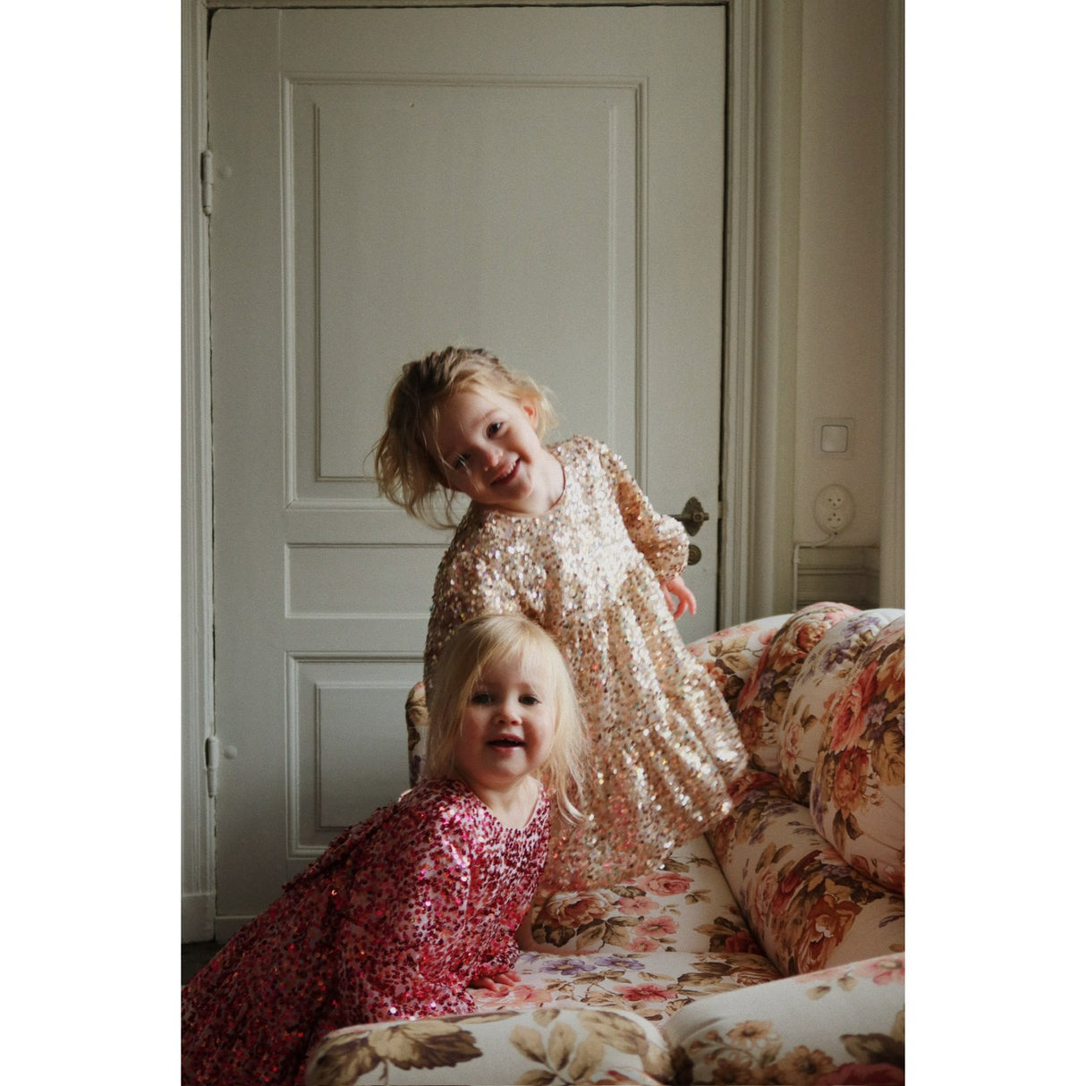 Konges Sløjd Gold Glitter Lila Sequins Rosett Klänning