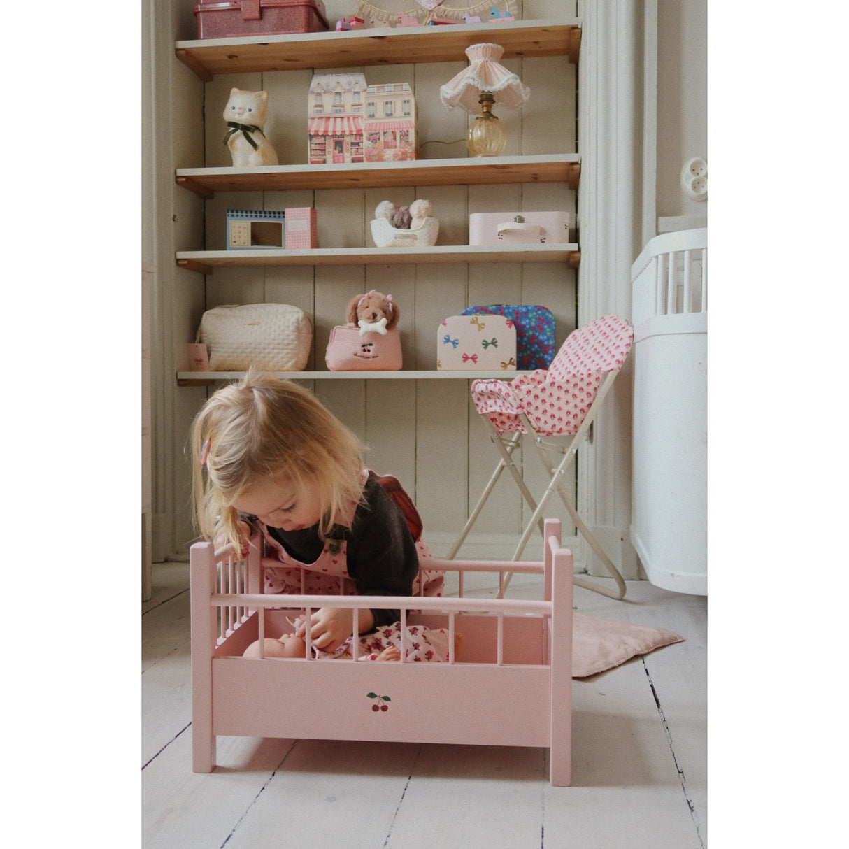 Konges Sløjd Pink Docka Säng Fsc