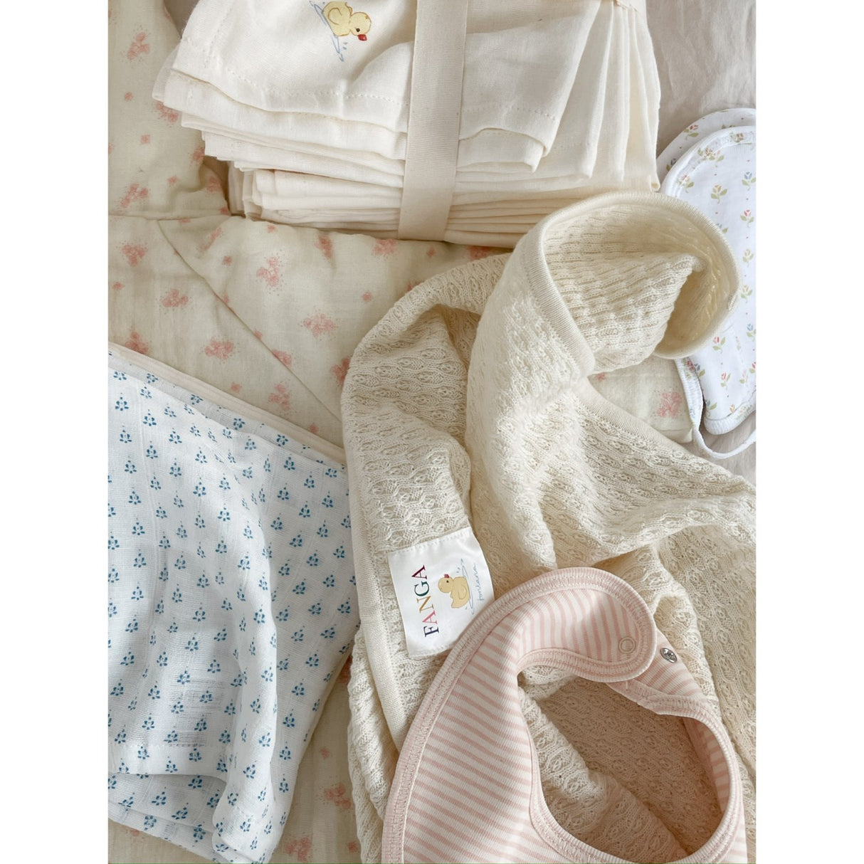 Konges Sløjd Fanga Blush Mix Fio Stripe 2 Pack Haklapp OCS