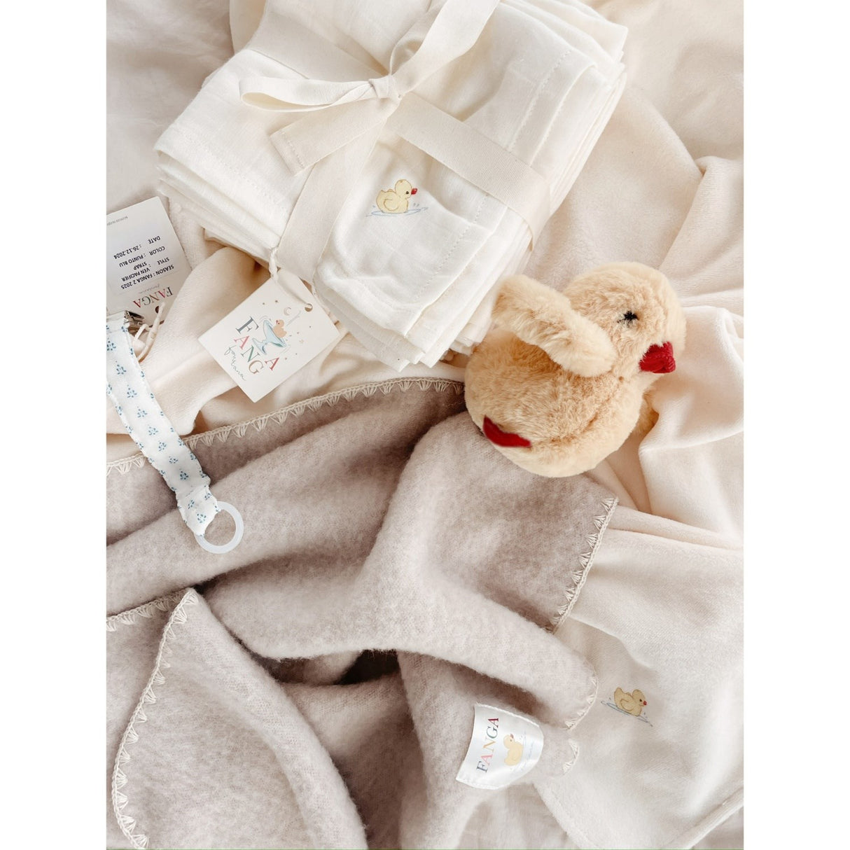 Konges Sløjd Fanga Antique White Nuvoli 10 Pack Muslin Cloth GOTS