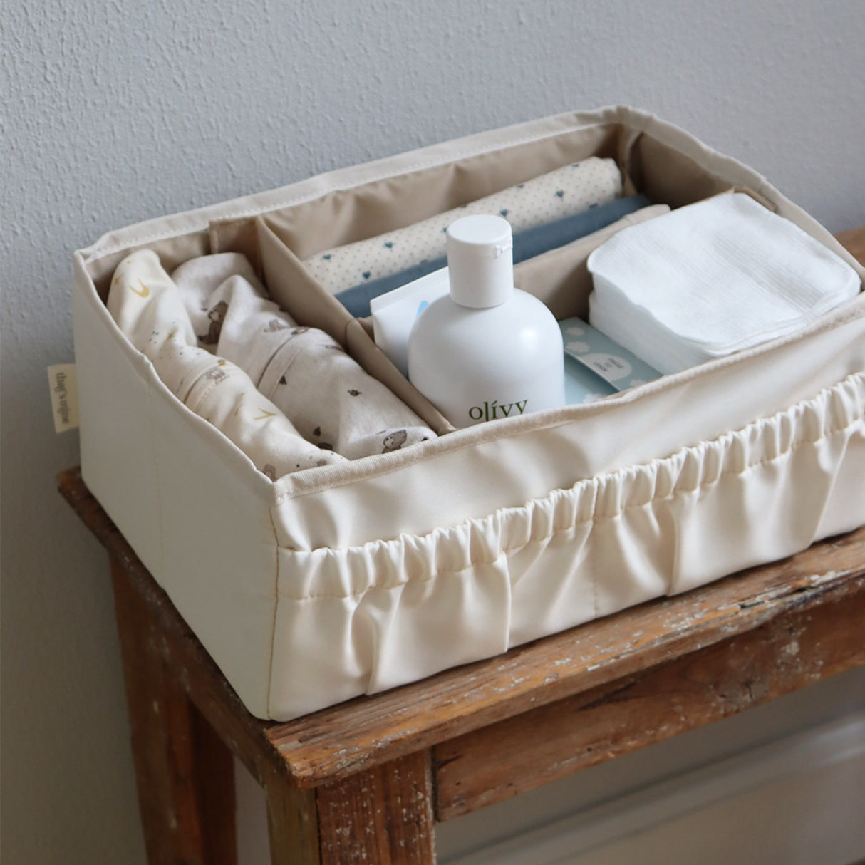 That's Mine Light Creme Lily Nursing Organizer