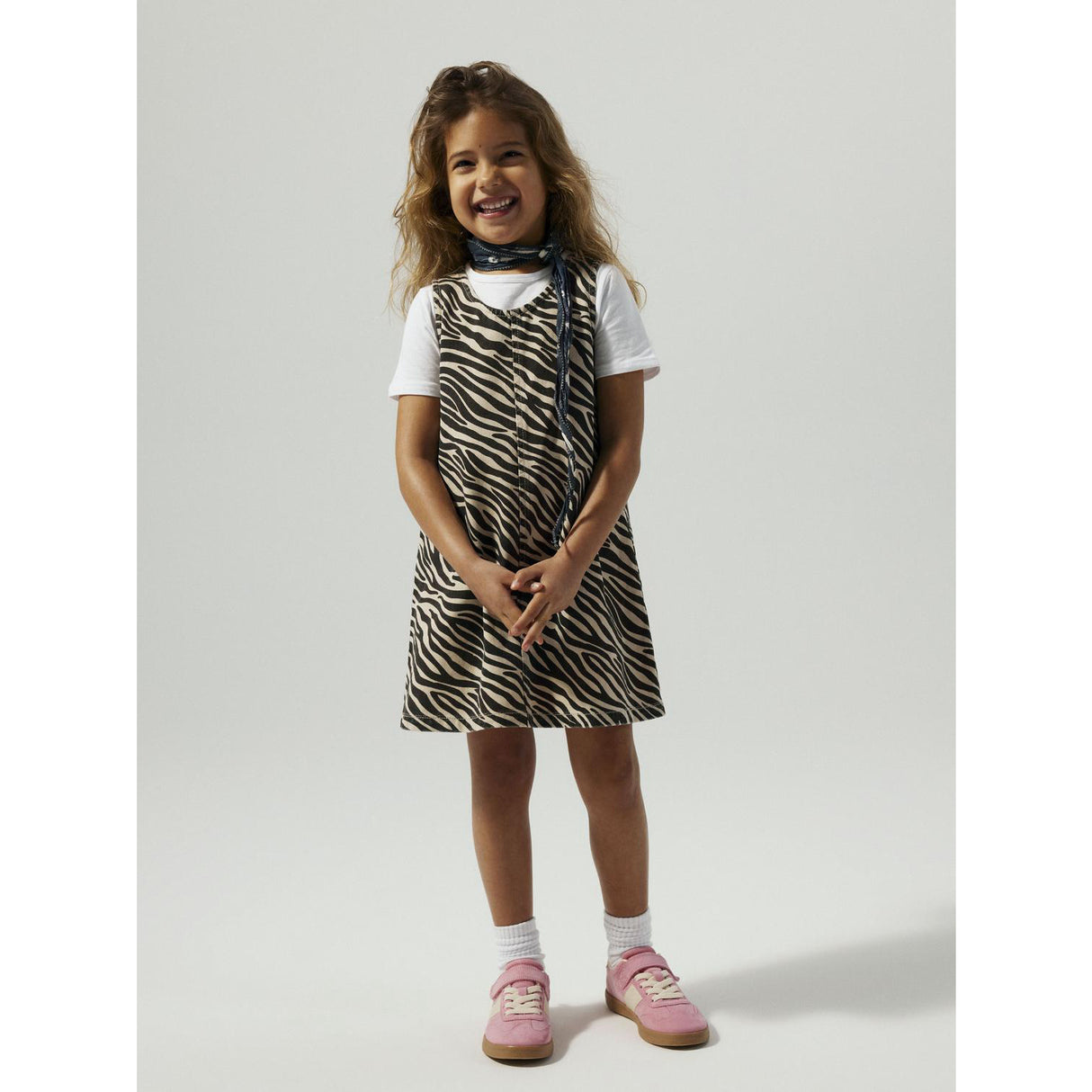 Name It Cement Black Zebra Zebra Twill Spencer Klänning