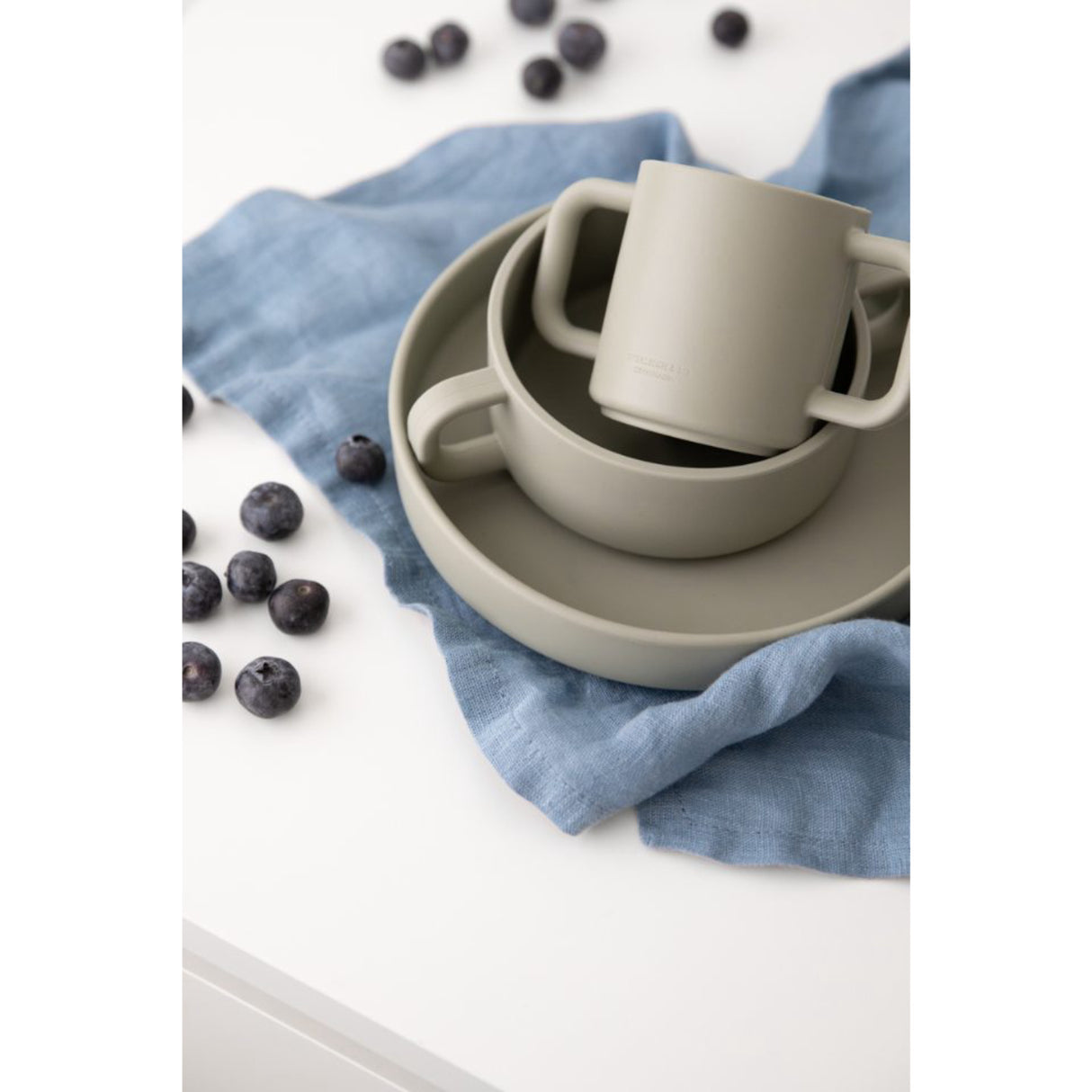 Everleigh & Me Charcoal Matsalsset