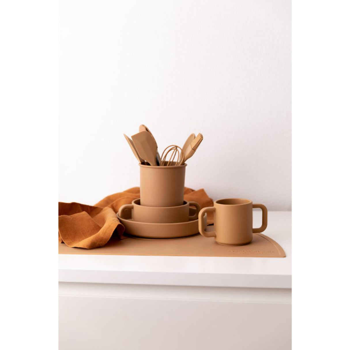 Everleigh & Me Rust Matsalsset