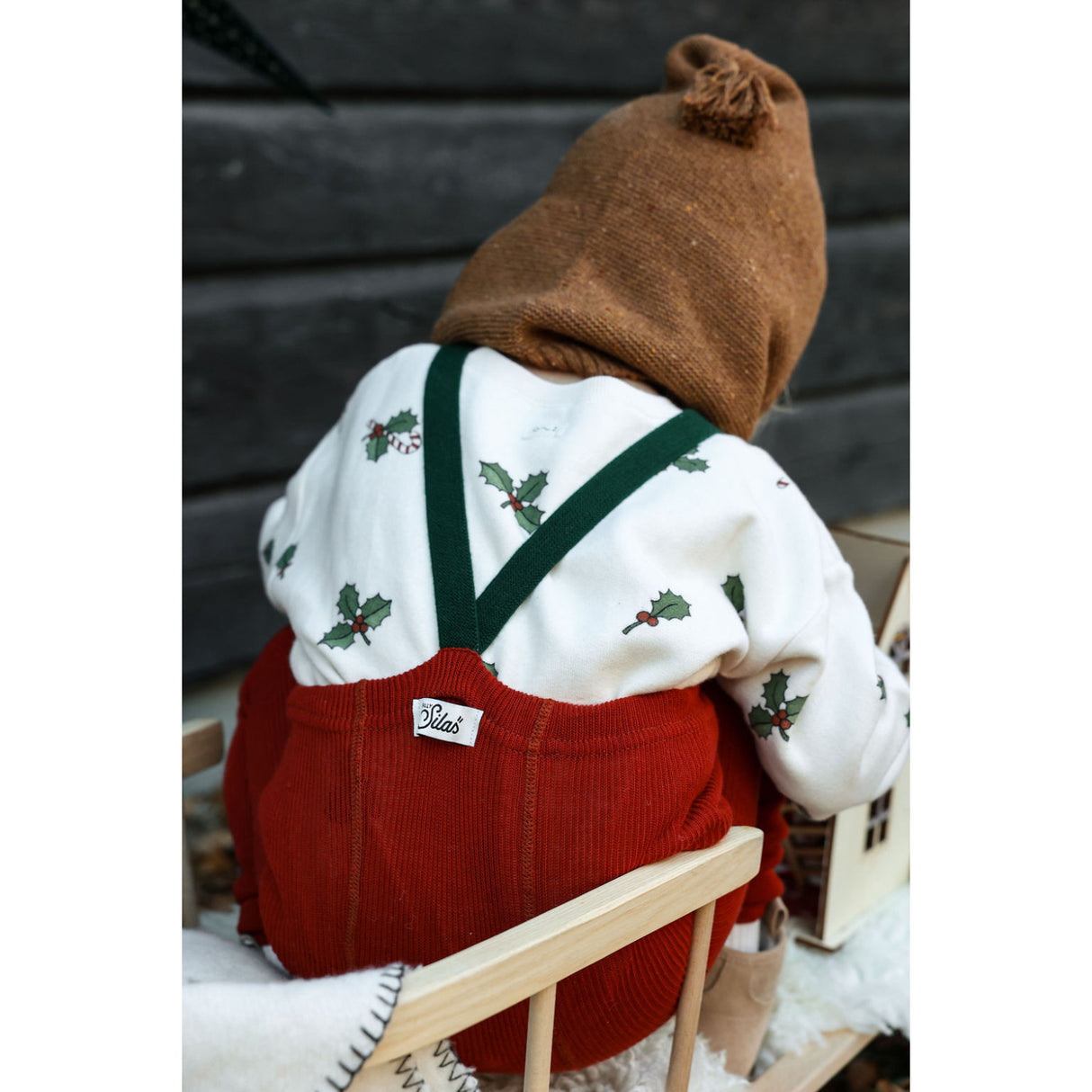 Silly Silas Maple Leaf With Dark Forest Green Footed Strumpbyxar Christmas Edition