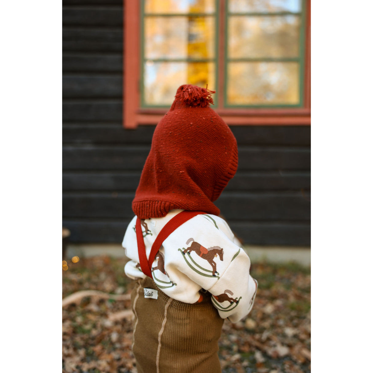 Silly Silas Acorn Brown With Maple Leaf Footed Strumpbyxar Christmas Edition