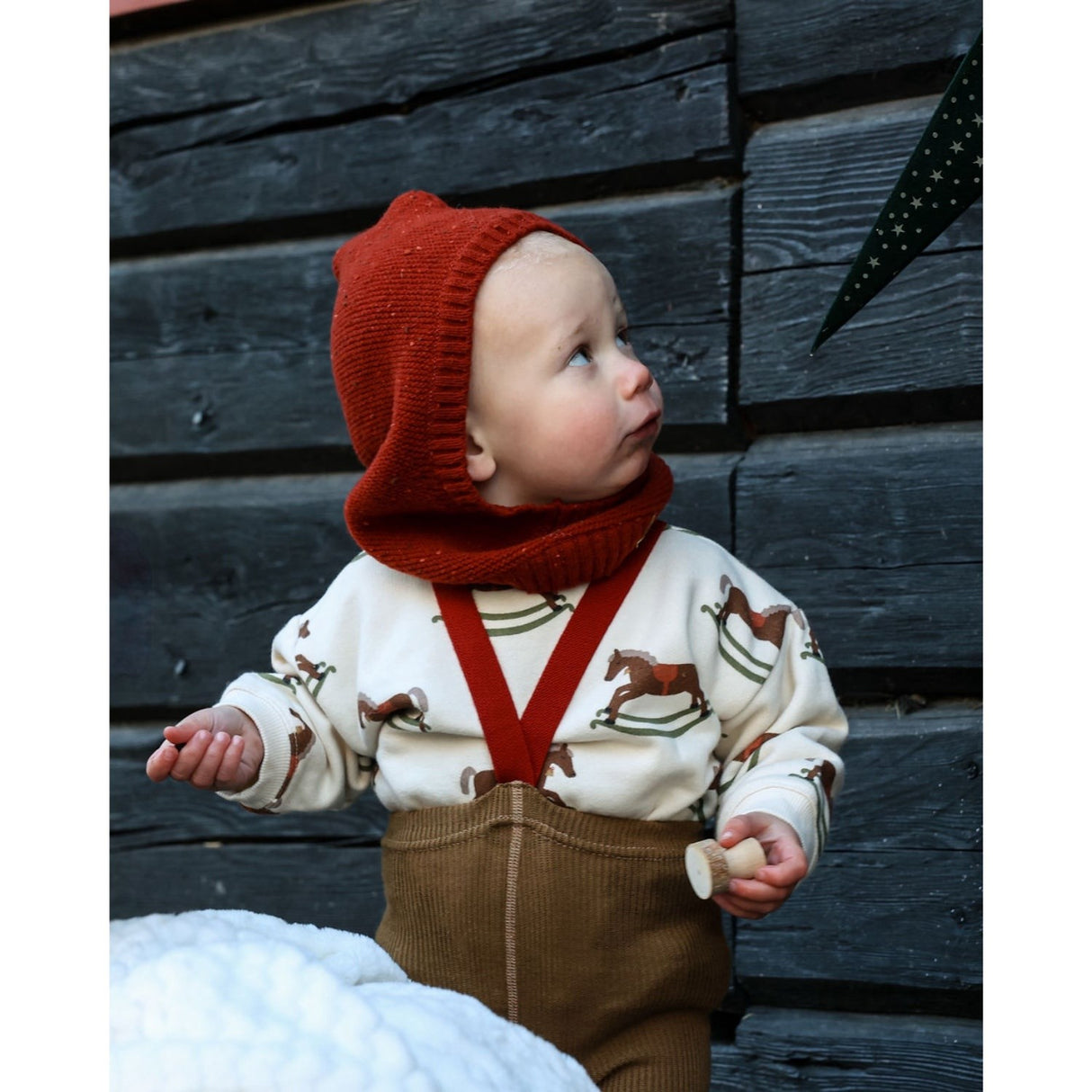 Silly Silas Acorn Brown With Maple Leaf Footed Strumpbyxar Christmas Edition