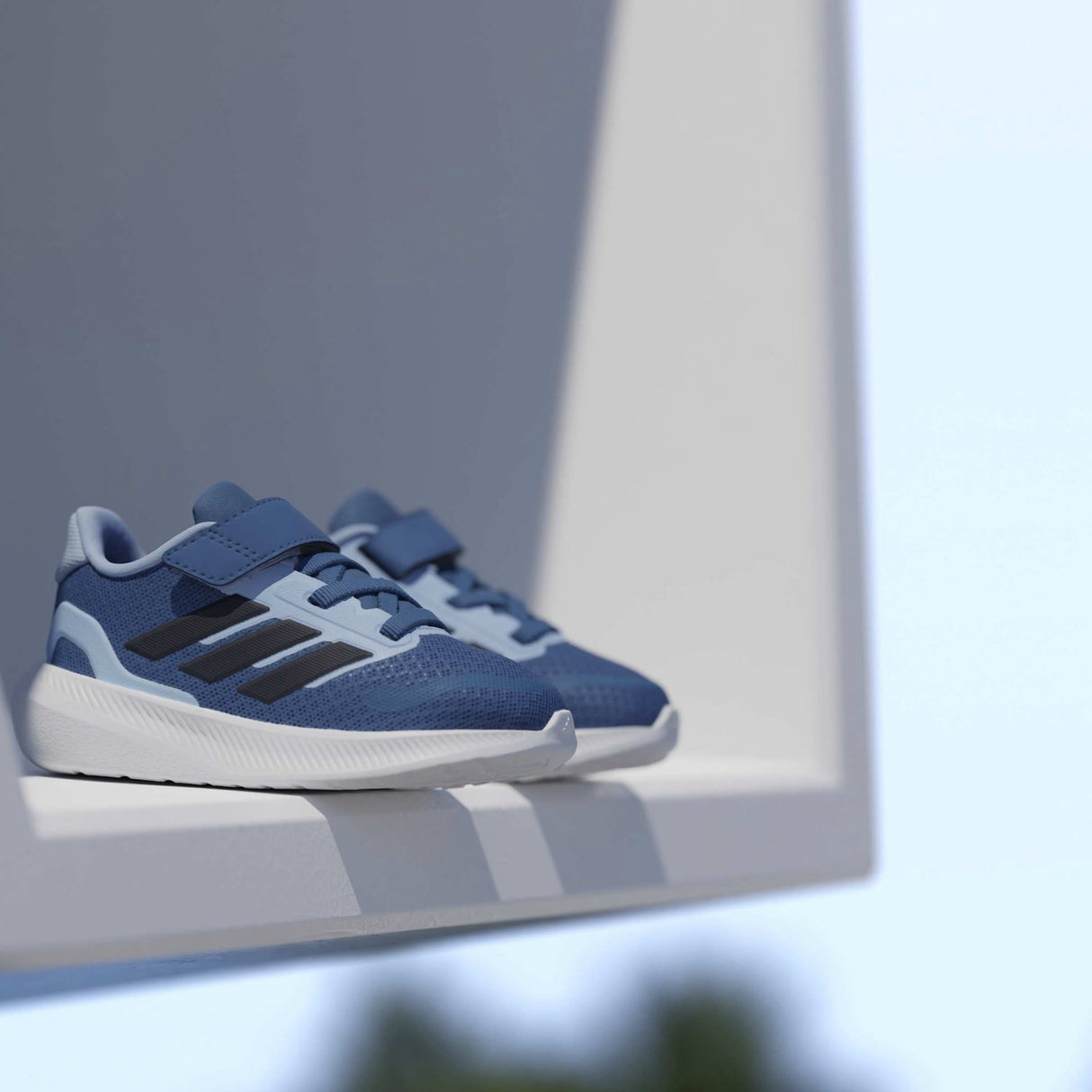 adidas Originals Dusky Ink/Legend Ink/Glow Blue Runfalcon 5 El I Sneakers