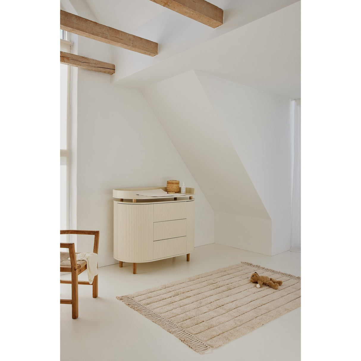 KAS Kopenhagen Cream Oak Kai Dresser