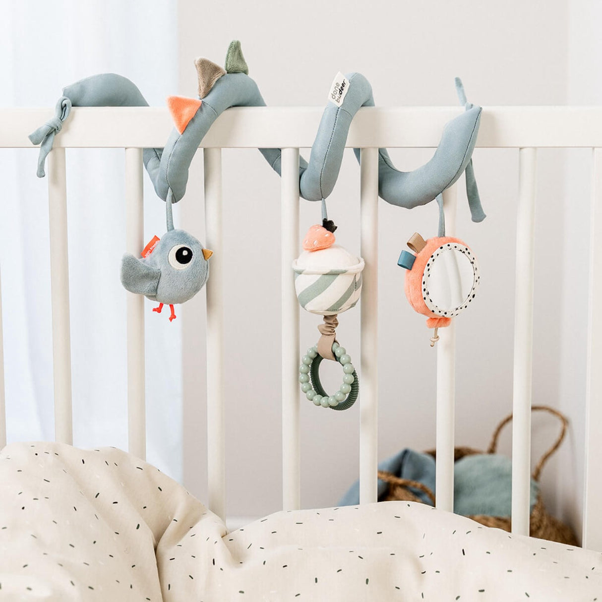 DonebyDeer Celebration Blue Aktivitetsspiral