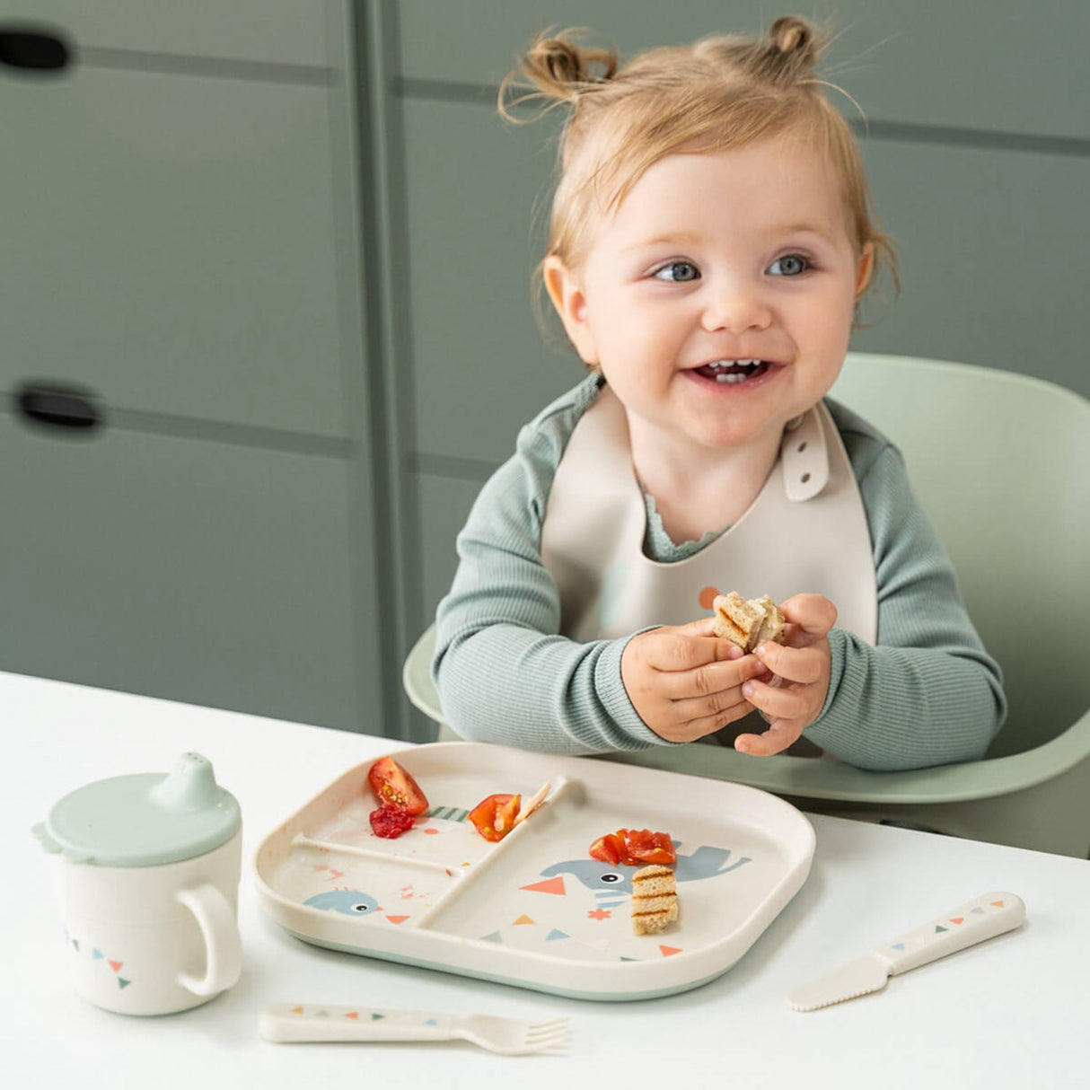 DonebyDeer Celebration Sand Foodie Inddelt Tallrik