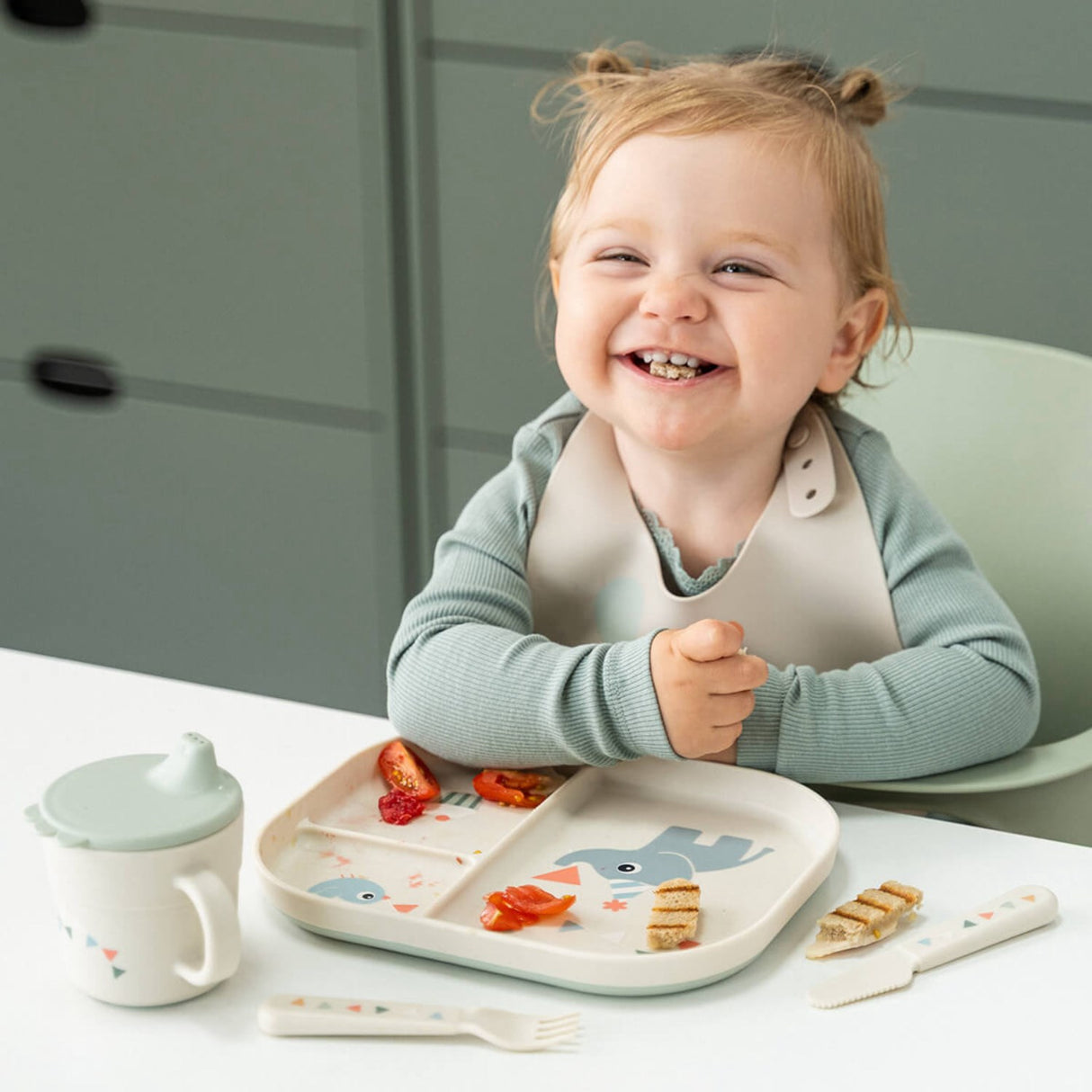 DonebyDeer Celebration Sand Foodie Inddelt Tallrik