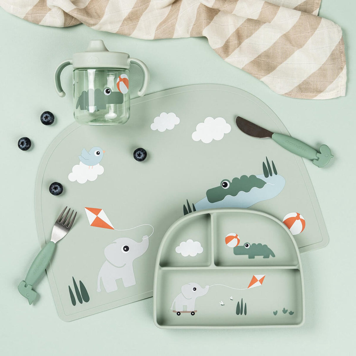 DonebyDeer Playground Green Stick&Stay Inddelt Tallrik