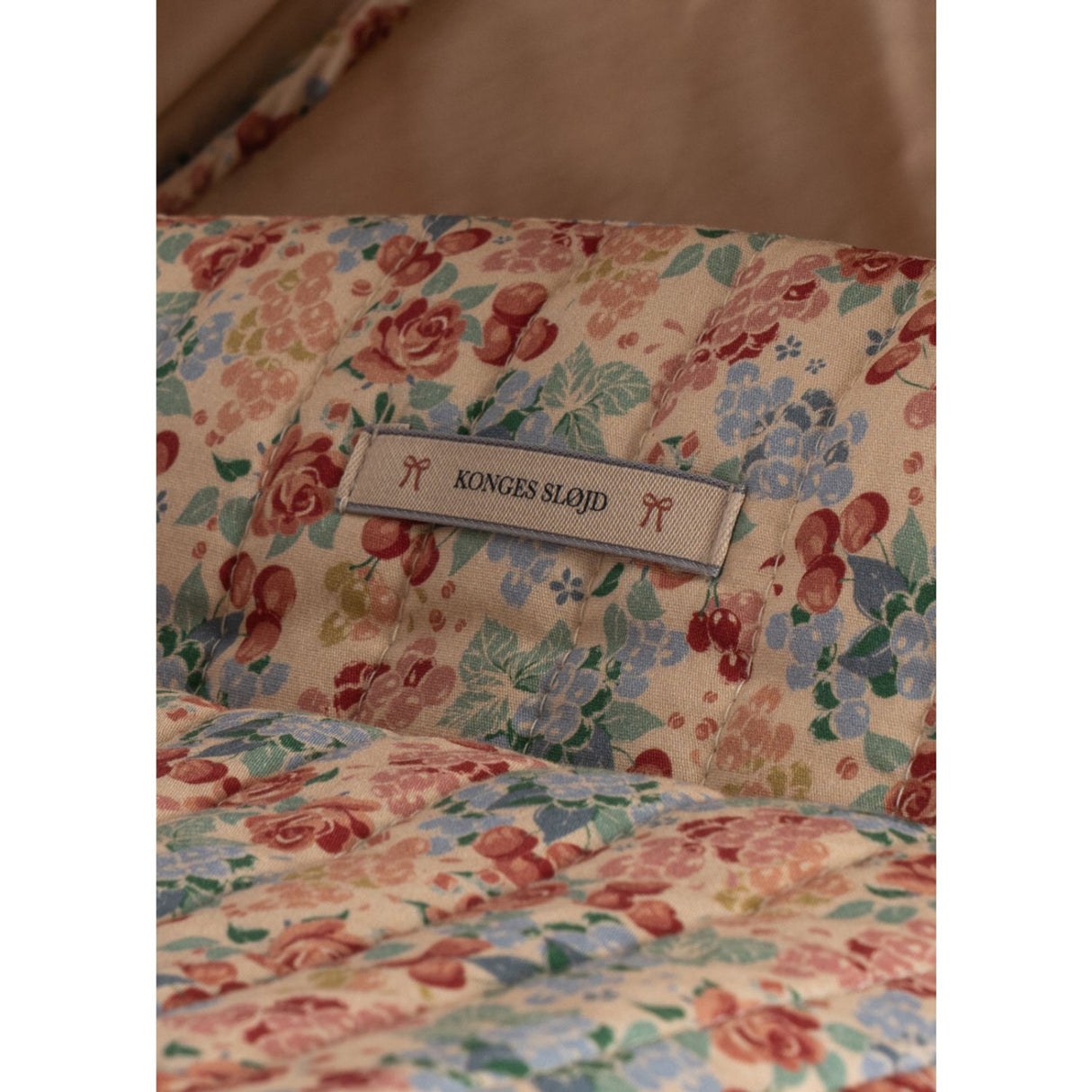 Konges Sløjd Vienna Minnie Docka Sittvagnar