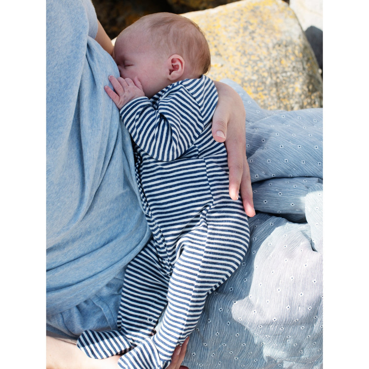 Serendipity Navy/Offwhite Newborn Stripe Dräkt