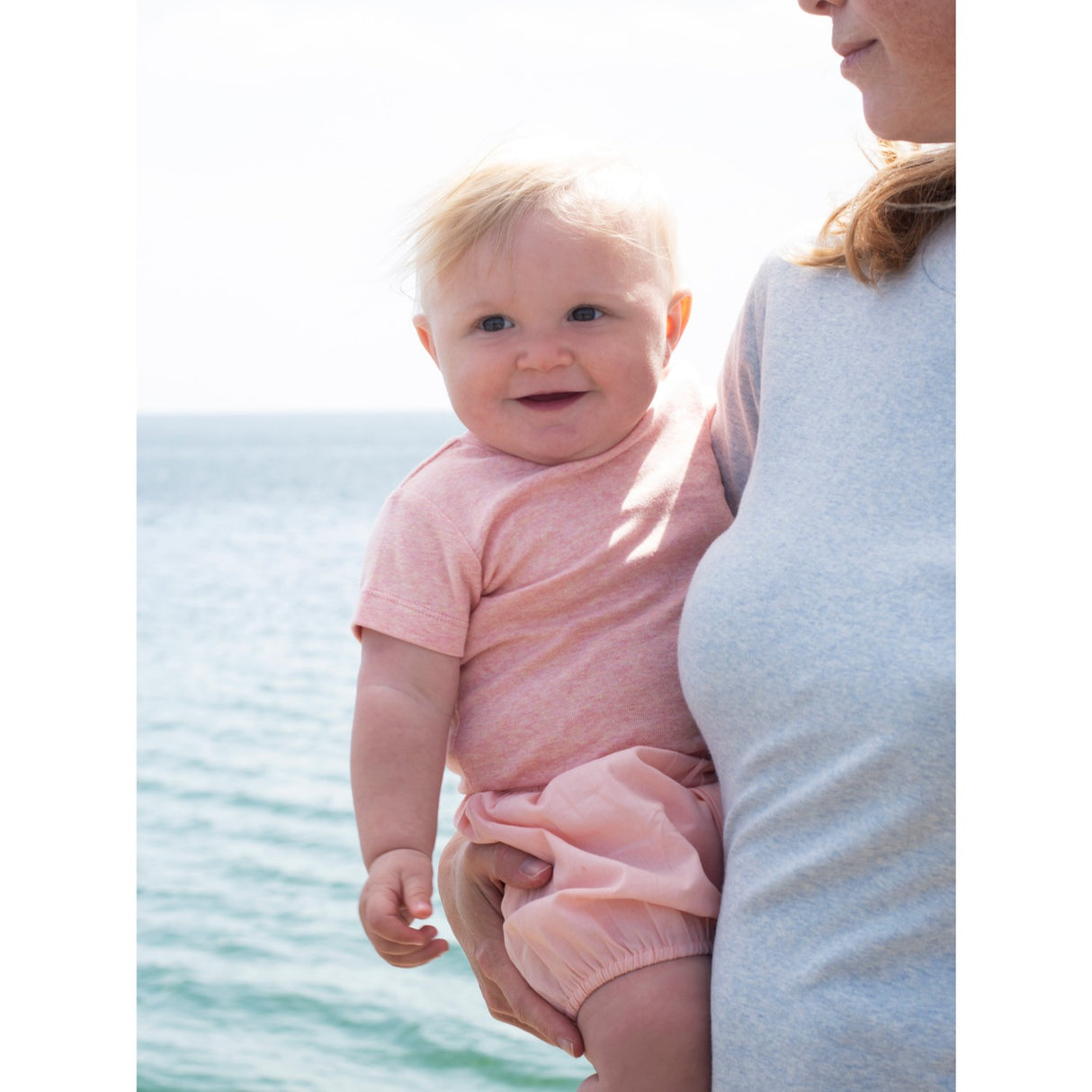 Serendipity Coral Baby Body Kort Sleeve