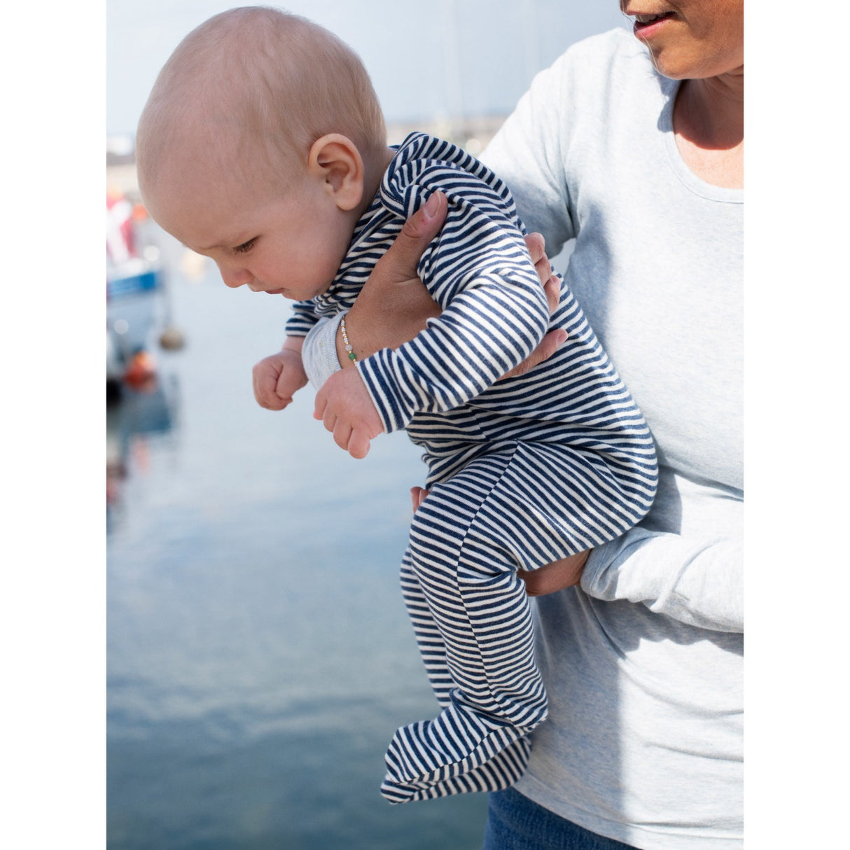 Serendipity Navy/Offwhite Baby Dräkt Stripe