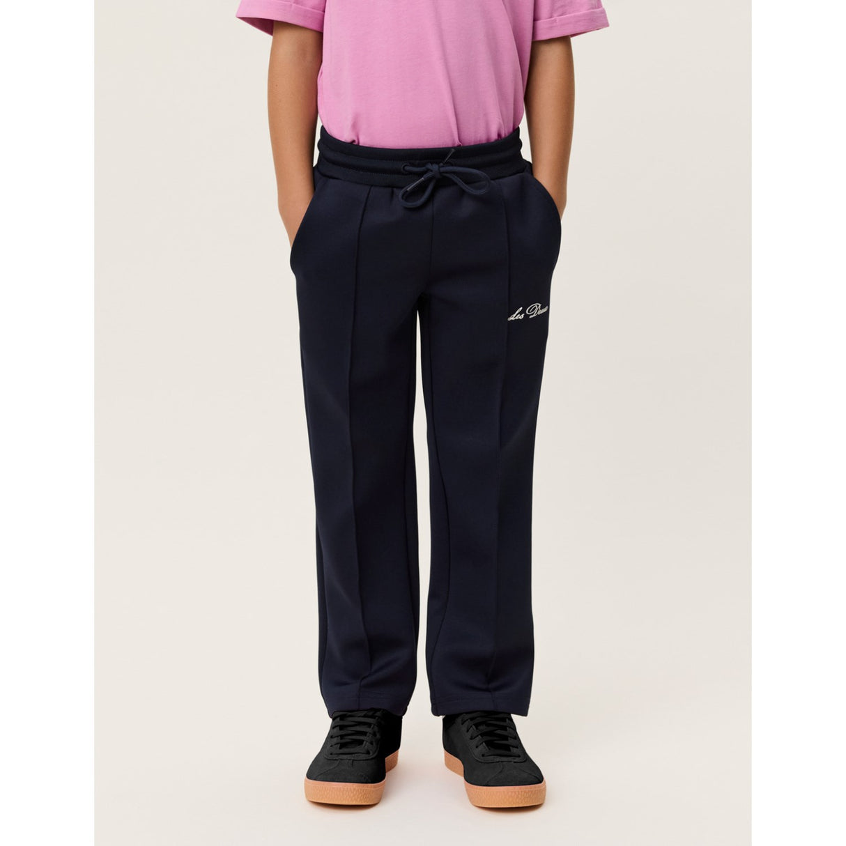 Les Deux Kids Dark Navy Ballier Crew Track Byxor