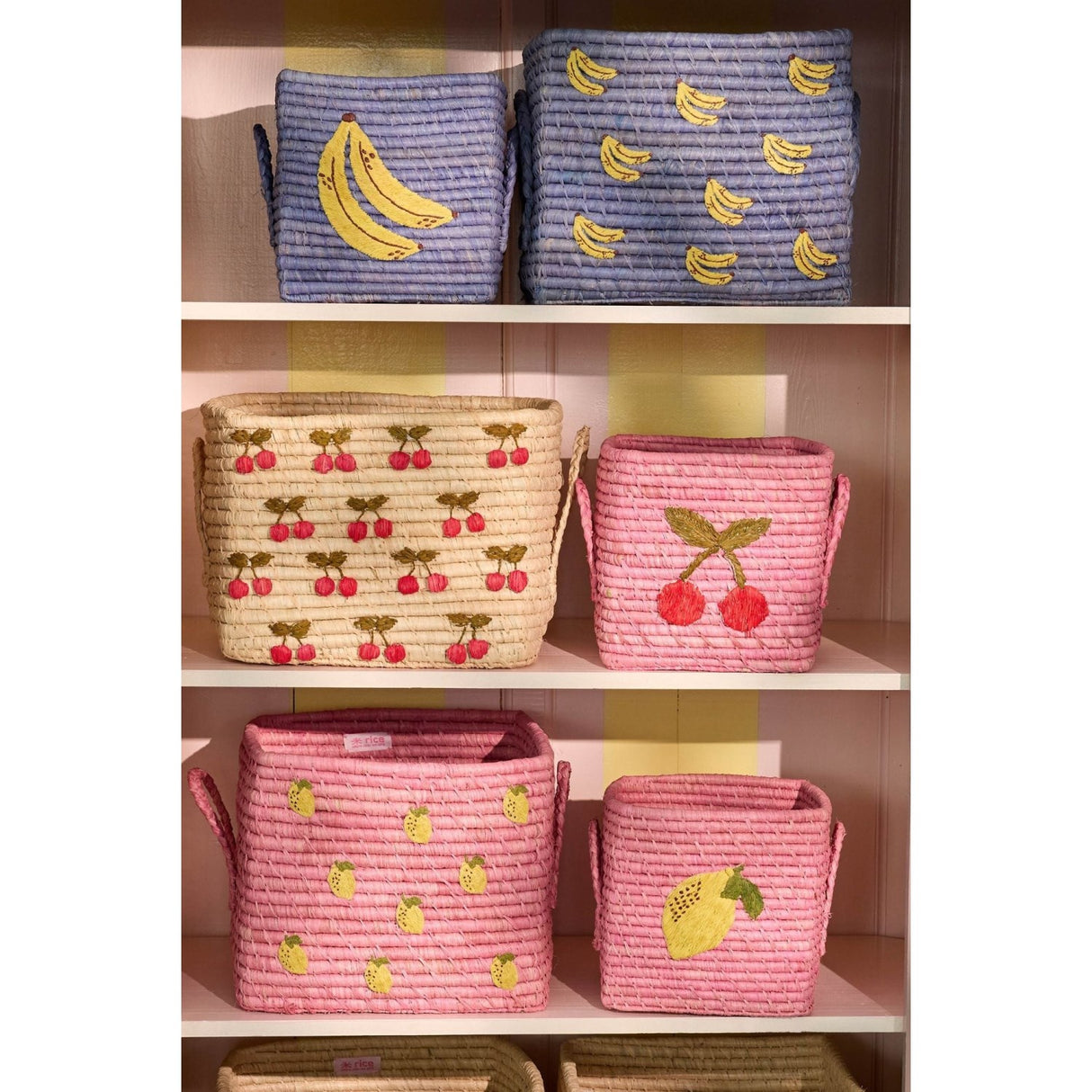 Rice Raffia Square Korg Med Small Lemons All Över Embroidery Och Raffia Handles