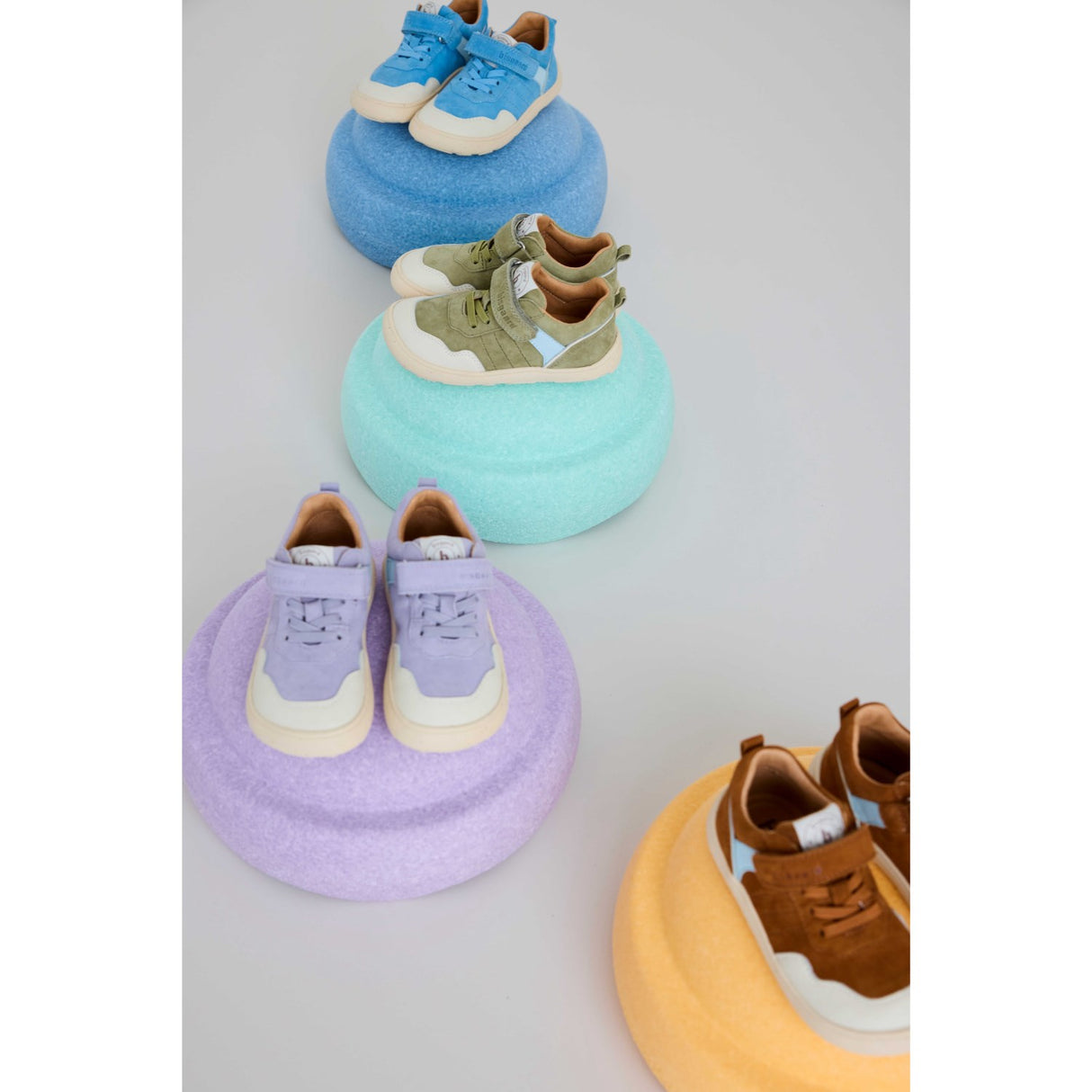 Bisgaard Violet Barefoot Baloo Kardborreband Skor