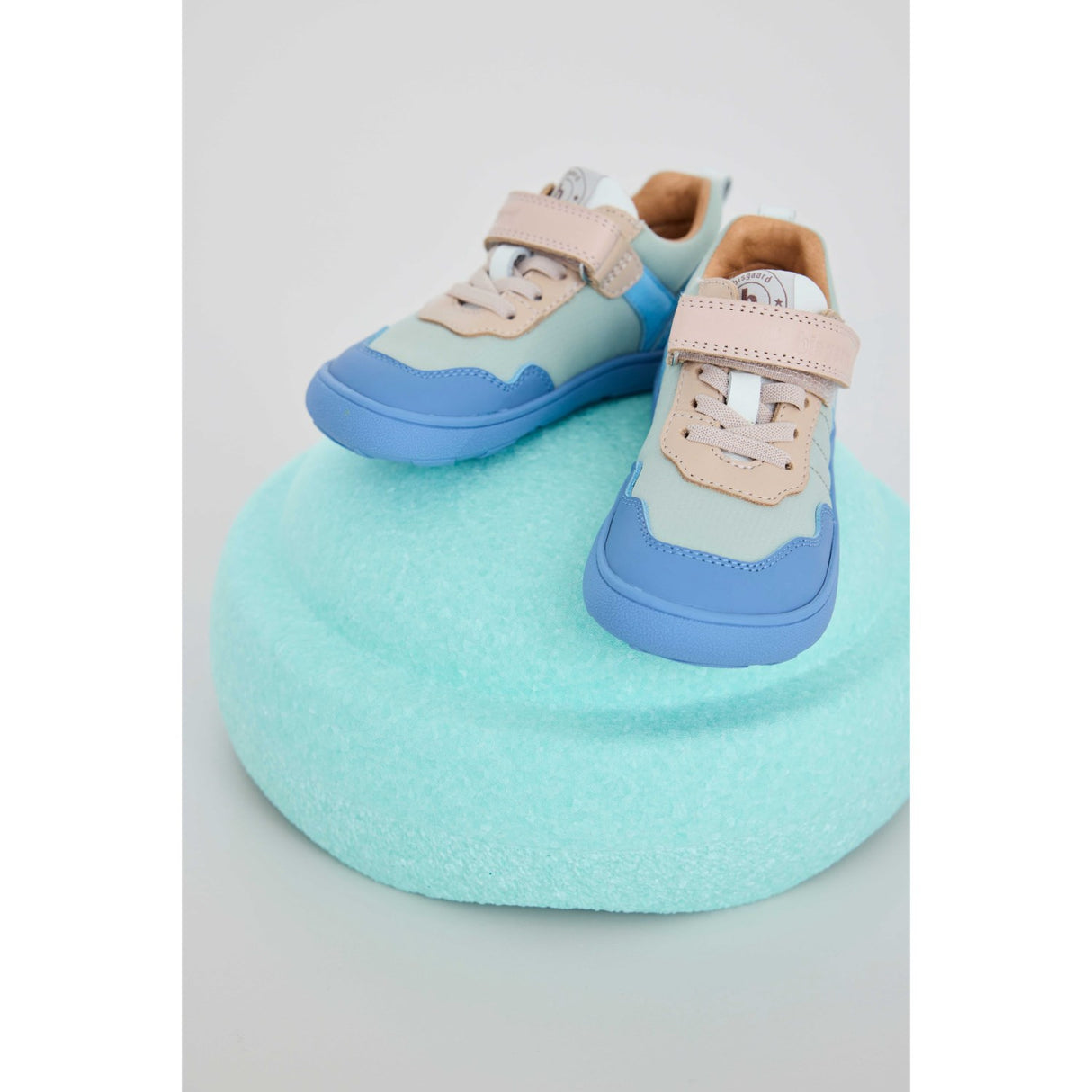 Bisgaard Sky Barefoot Baloo Kardborreband Skor