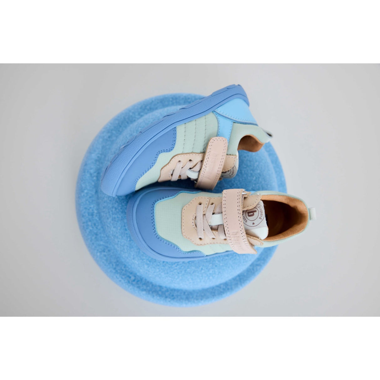 Bisgaard Sky Barefoot Baloo Kardborreband Skor