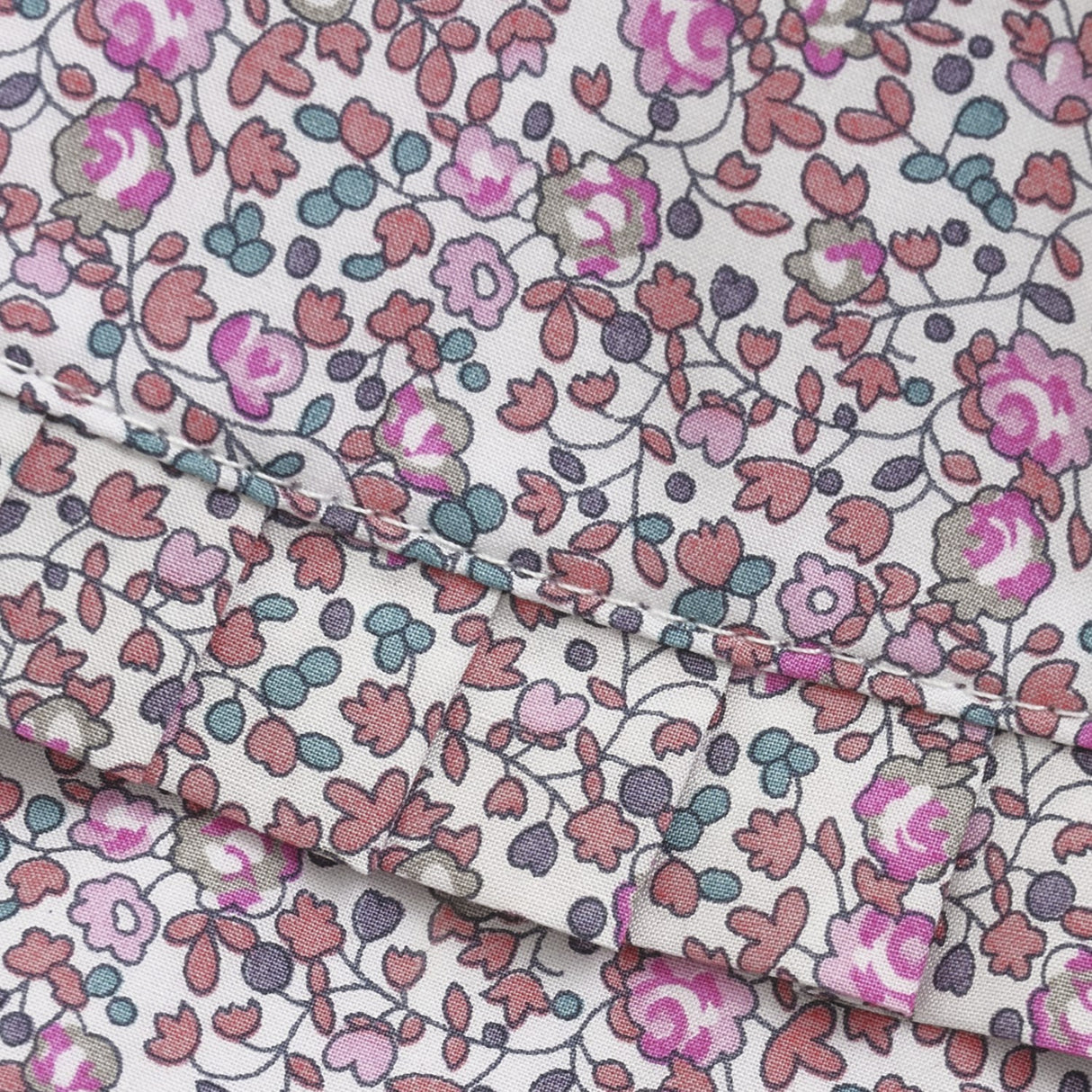 Huttelihut Plumeria Hink Mössa In Liberty Tyg