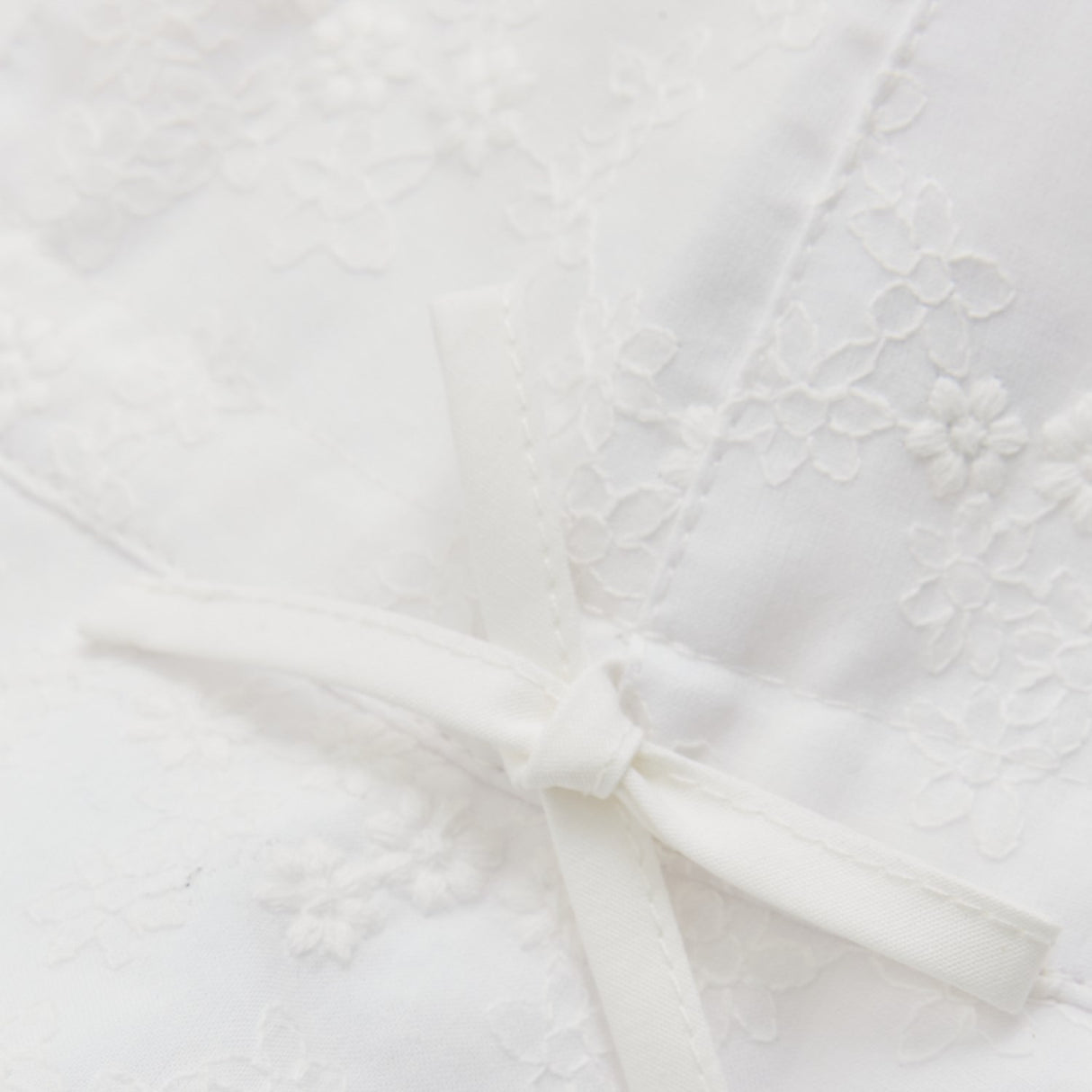 Huttelihut Antique White Summer Mössa Embroidery